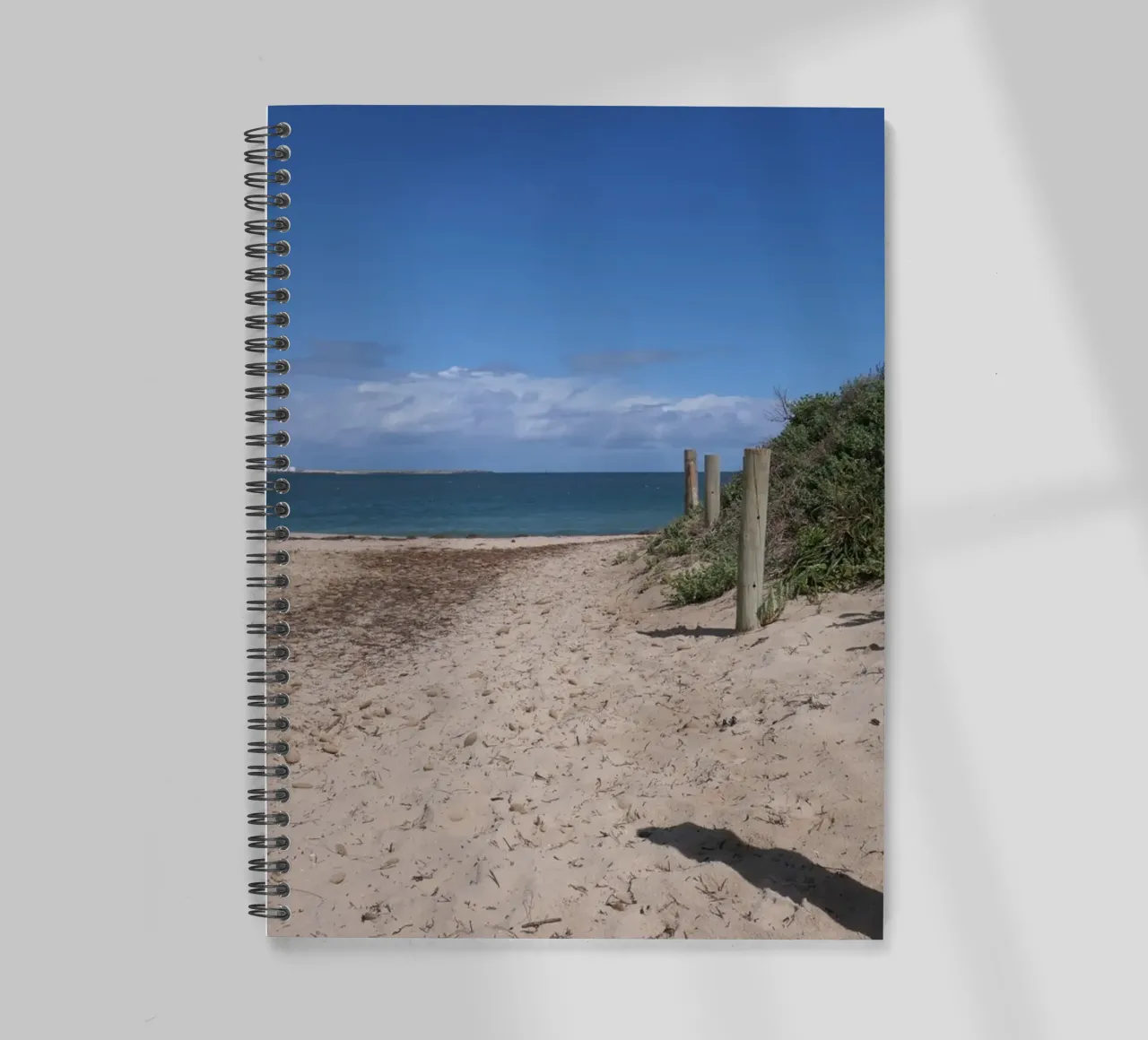 Auf dem Weg zum Strand in Westaustralien Poster Ringbuch von byrieneke