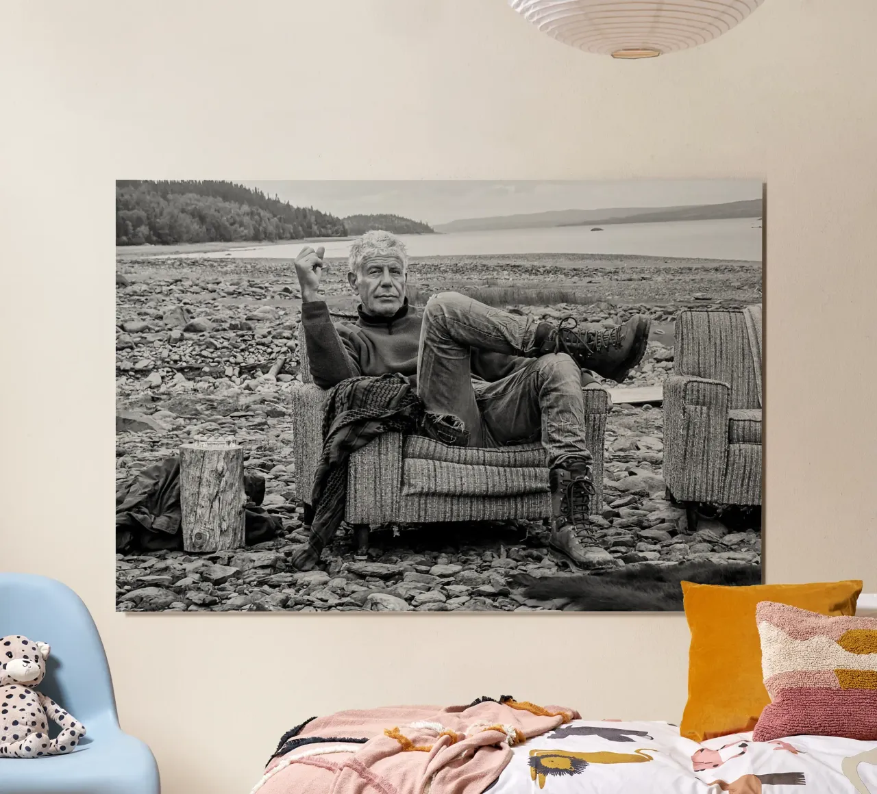 anthony relax sul lungomare poster con telaio in alluminio da martina