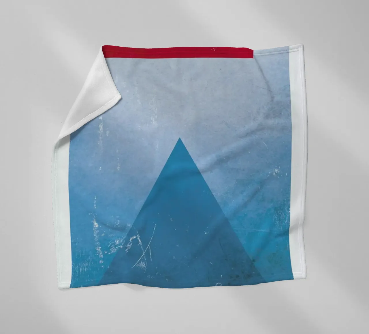 Minamalist Jaws coperta in pile da DinoMike