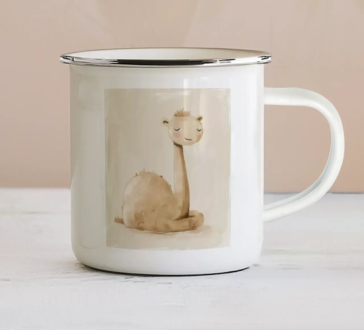 Cammello tranquillo in acquerello stilizzato tazza in smalto da DesignDoodle