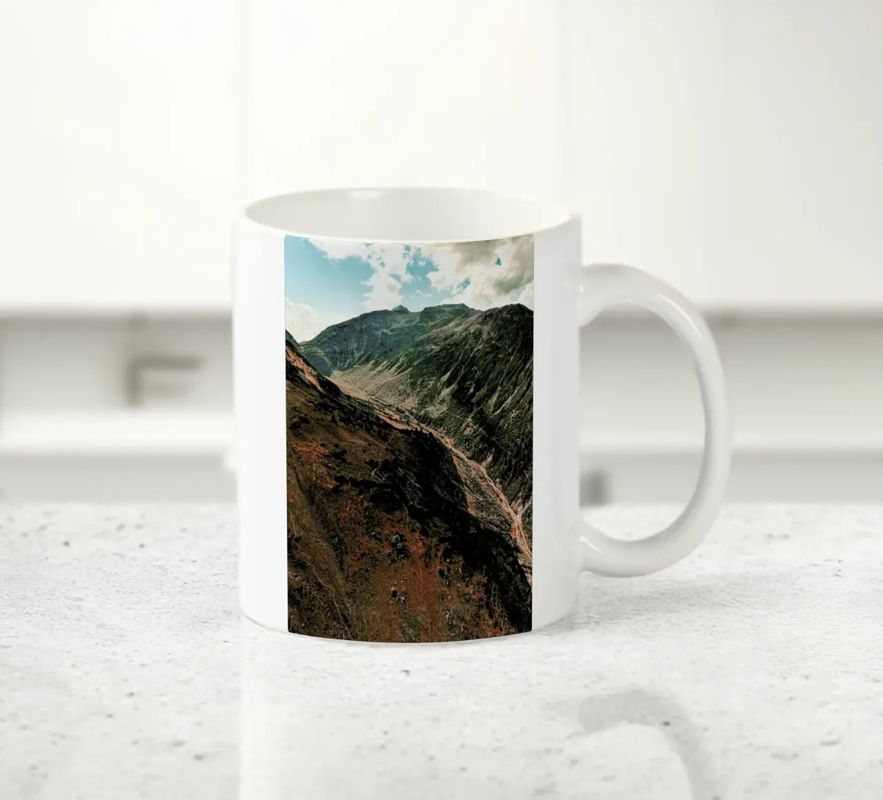 Abstract World tazza in ceramica da Sebastian Hilgetag