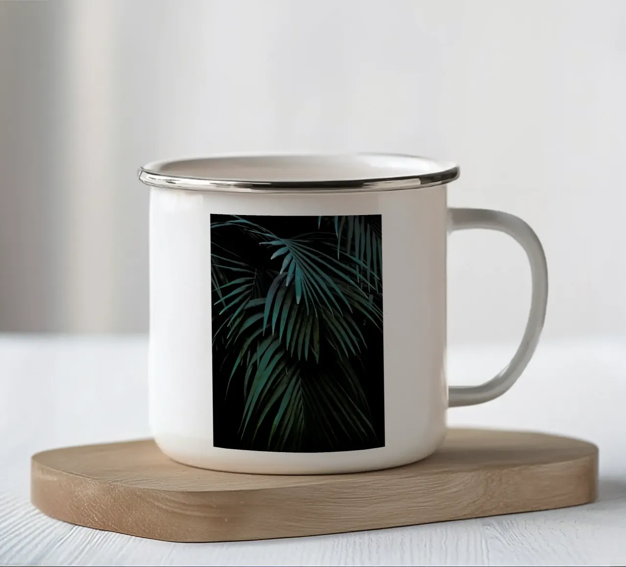 Green Blue Tropical Palm Leafs tazza in smalto da Studio Nahili