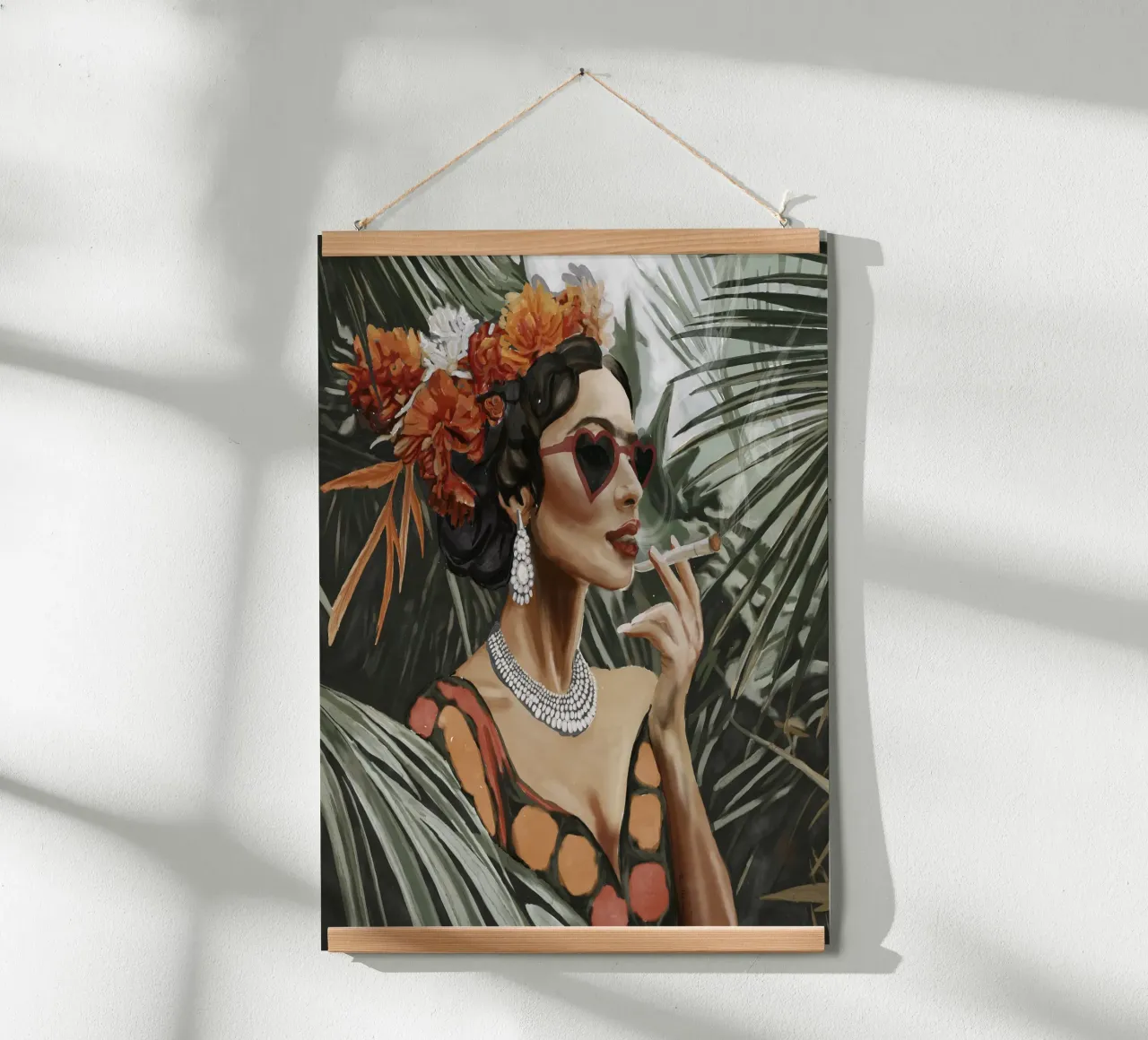 Occhiali da sole iconici con cuore di Frida Kahlo, artista della giungla tropicale poster da This Wild Soul - Illustration