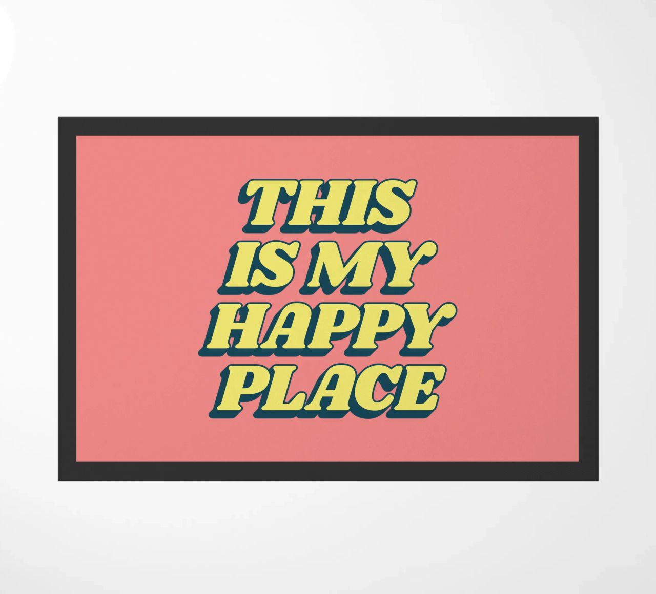 Impression typographique "This is My Happy Place" en jaune et rose paillasson de THE MOTIVATED TYPE
