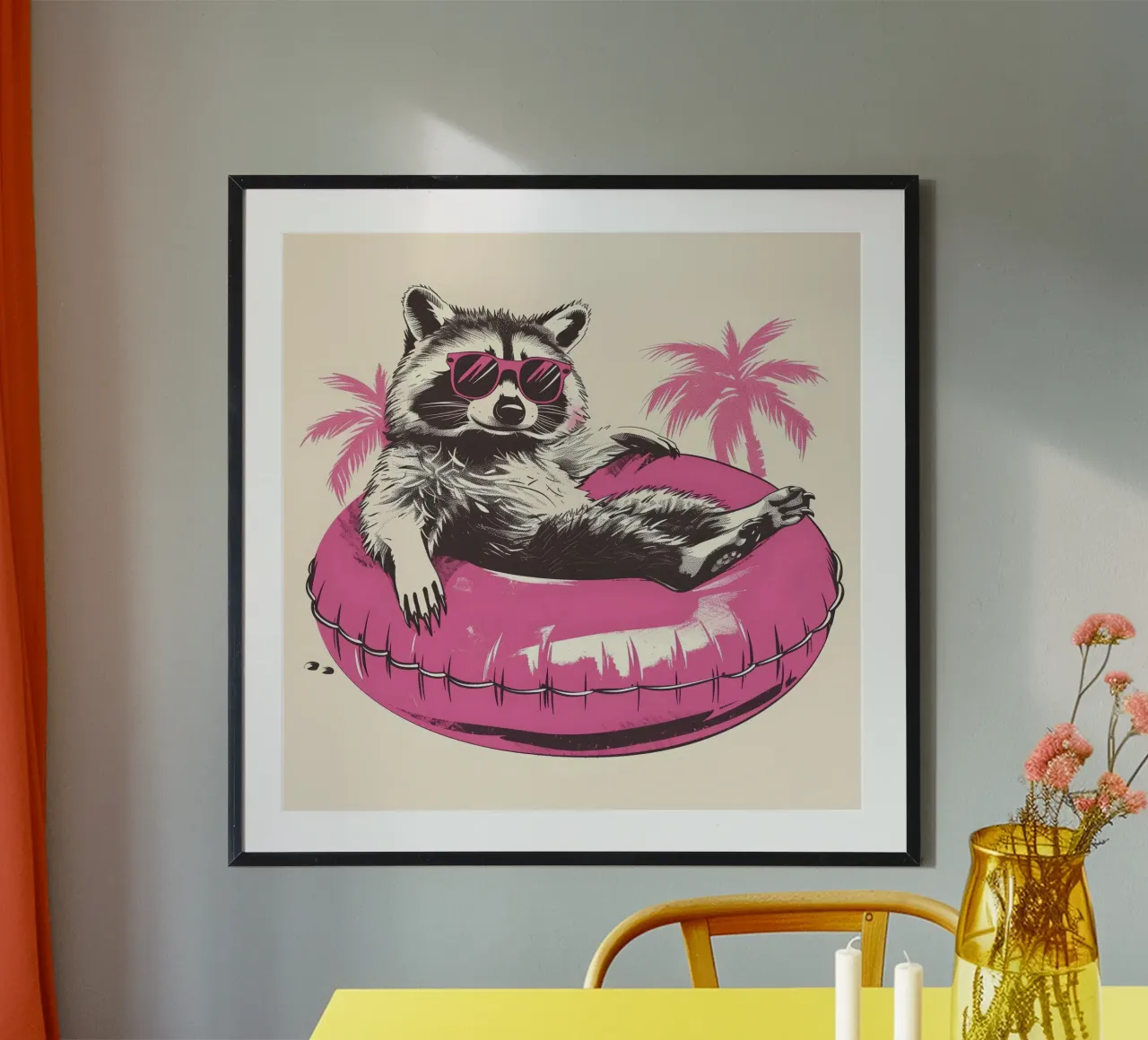 Waschbär mit Sonnenbrille im Schwimmreifen poster con telaio in plastica da WILD ART