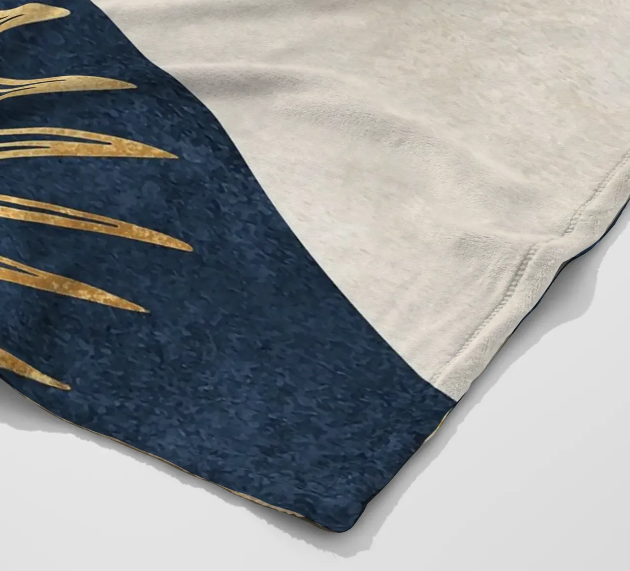 abstract art boho gold leaf coperta in pile da vintageshop