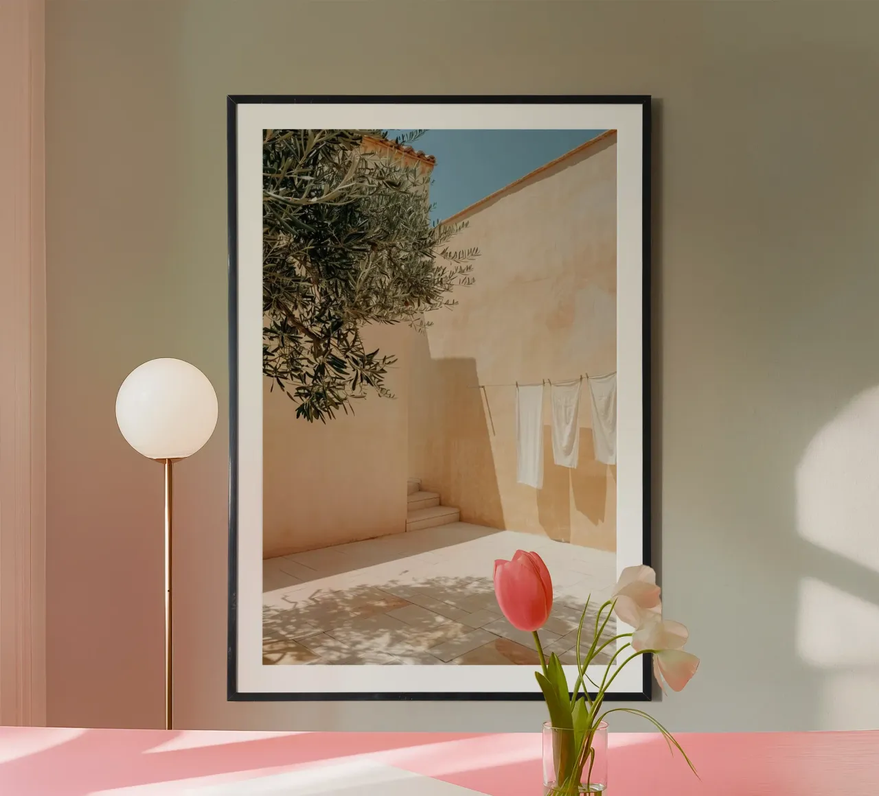 Mediterranean Linen Shadows poster con telaio in alluminio da Mosaic Dialogue