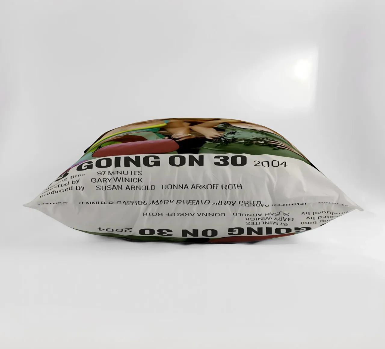 13 GOING ON 30 2004 cuscino da MVFminimalist