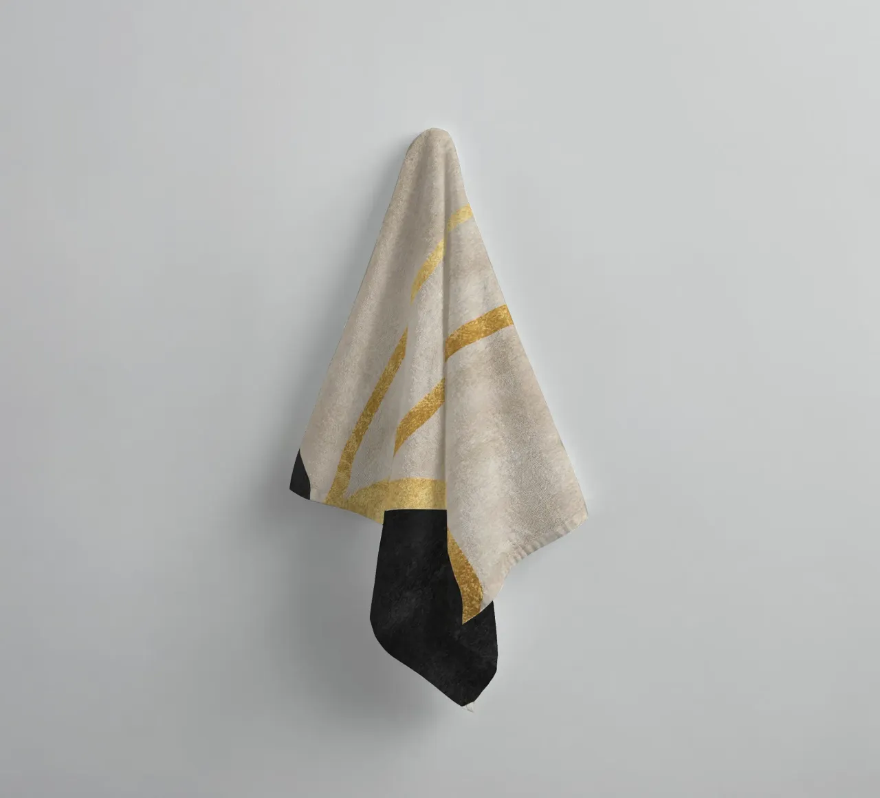abstract art shapes black with gold asciugamano da bagno da vintageshop