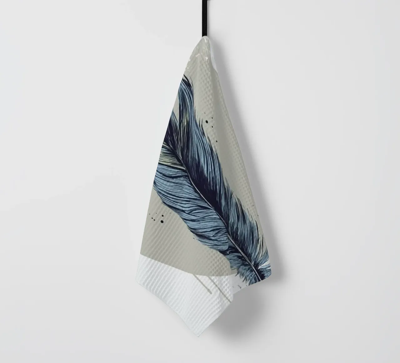 Feather In A Circle Geschirrtuch von Balazs Solti