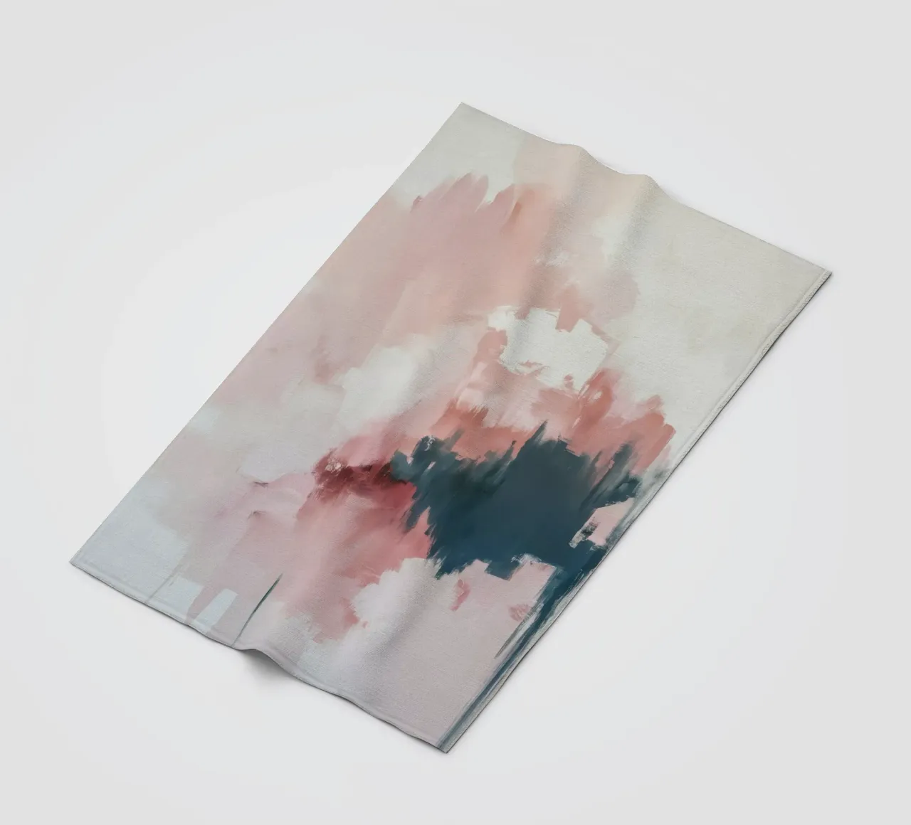 Nebbia di acqua di rose in fiore coperta in pile da Dream Spectrum