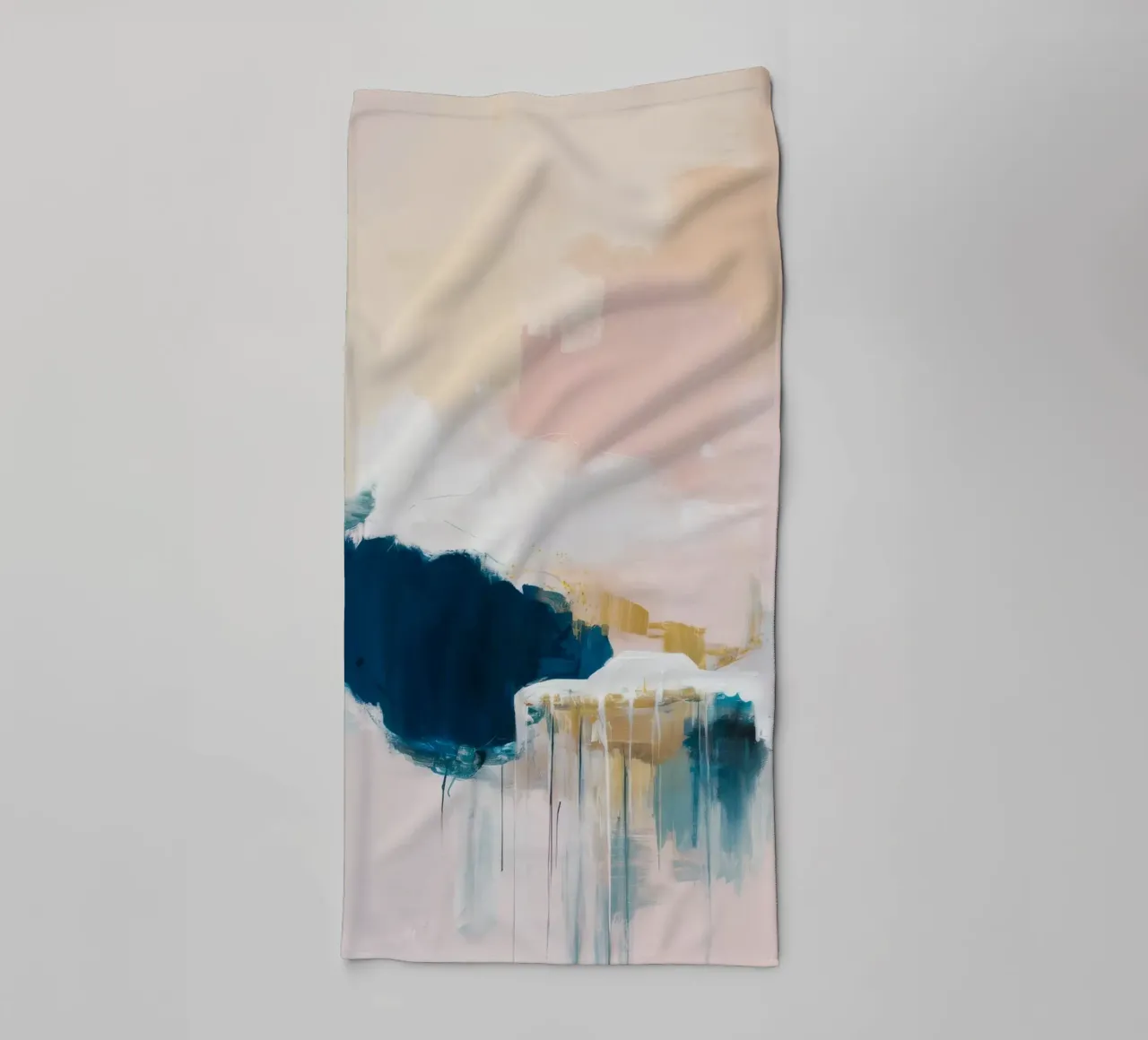 Indigosee-Tiefe Handtuch von Dream Spectrum