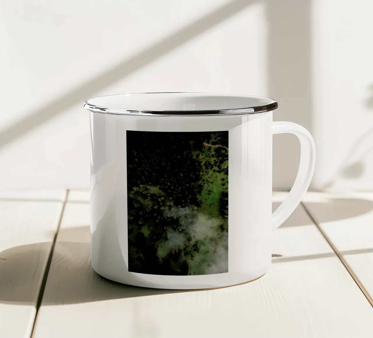 Early Hiking tazza in smalto da Sebastian Hilgetag