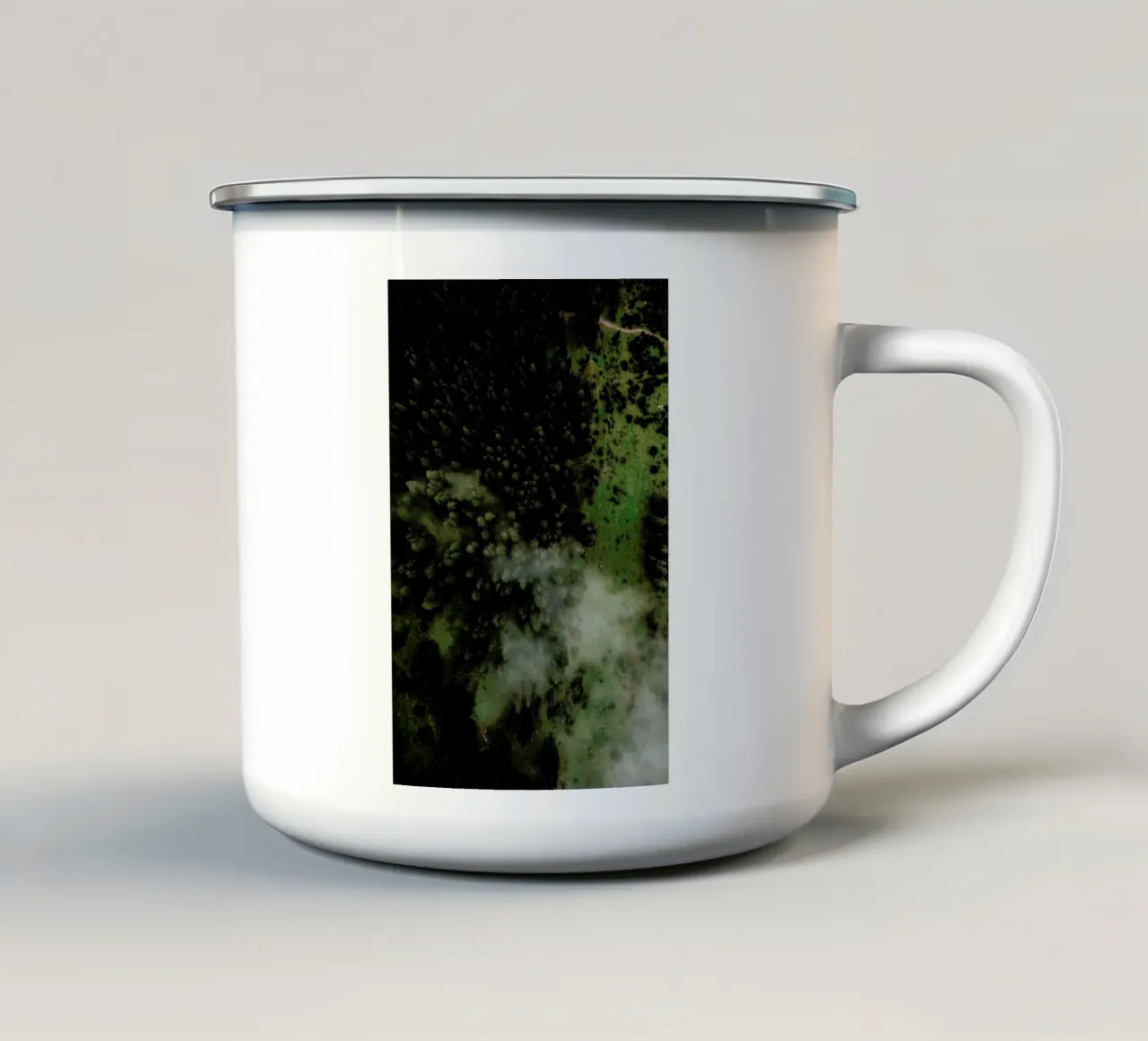 Early Hiking tazza in smalto da Sebastian Hilgetag