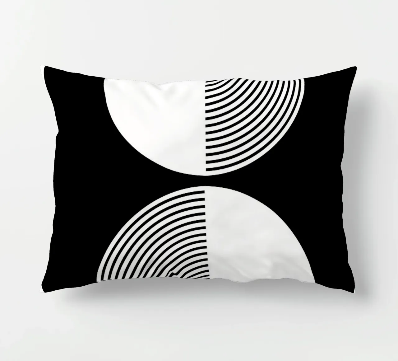 cerchi concentrici in bianco e nero cuscino da Lindsey W Fernandez