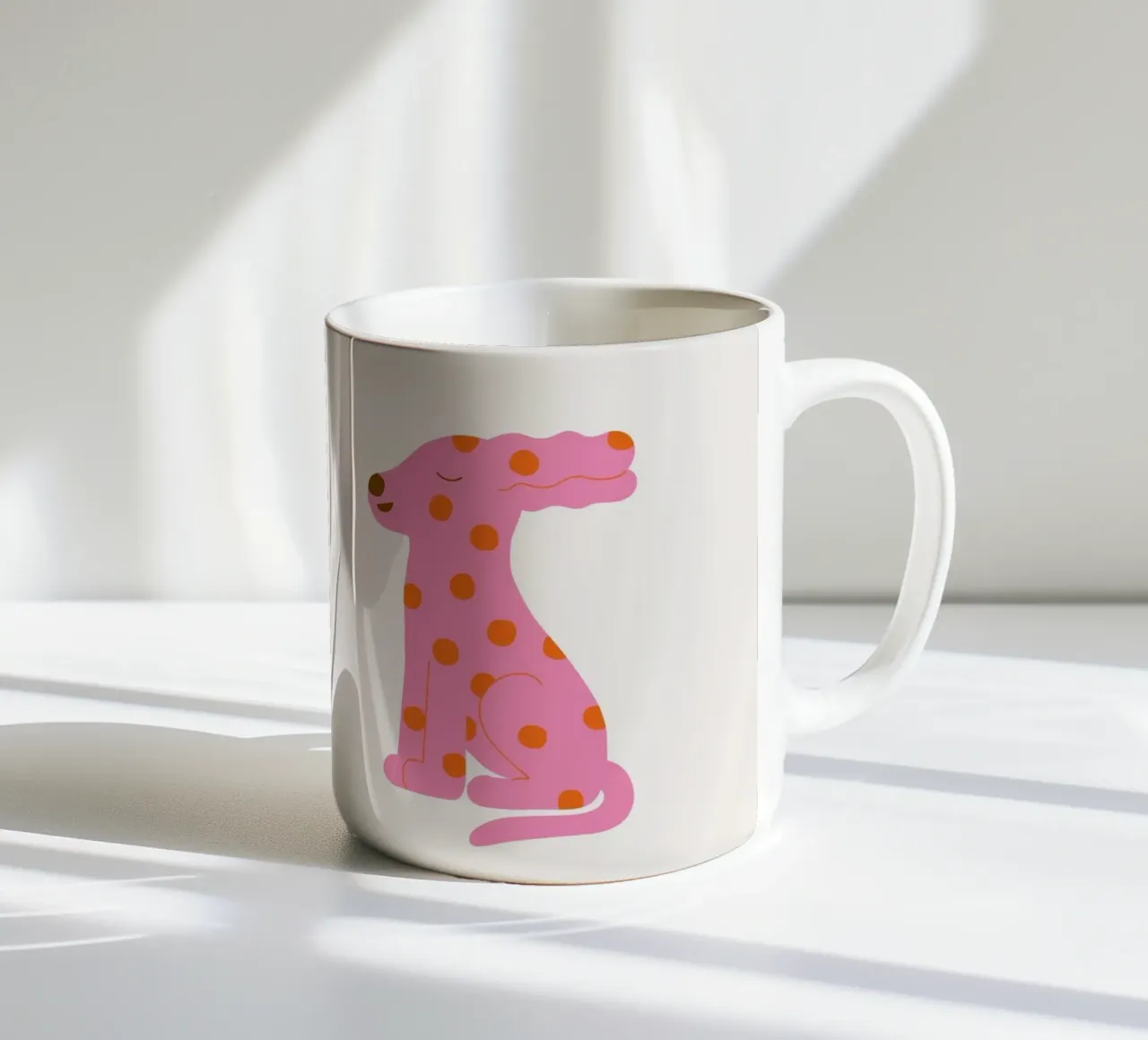 Cane di piccola taglia tazza in ceramica da Susann Stefanizen