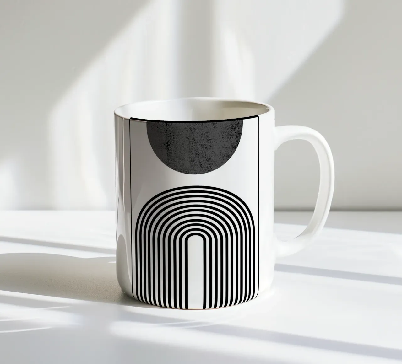 cerchio arco linee curve tazza in ceramica da Lindsey W Fernandez