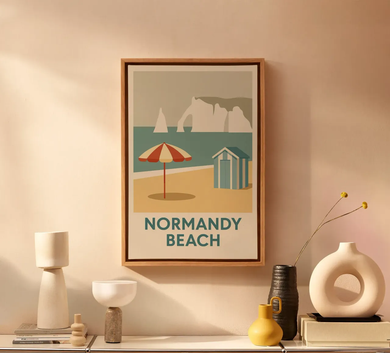 Fuga retrò sulla spiaggia della Normandia tela con Cornice a cassetta da JETLAG | affiches voyage