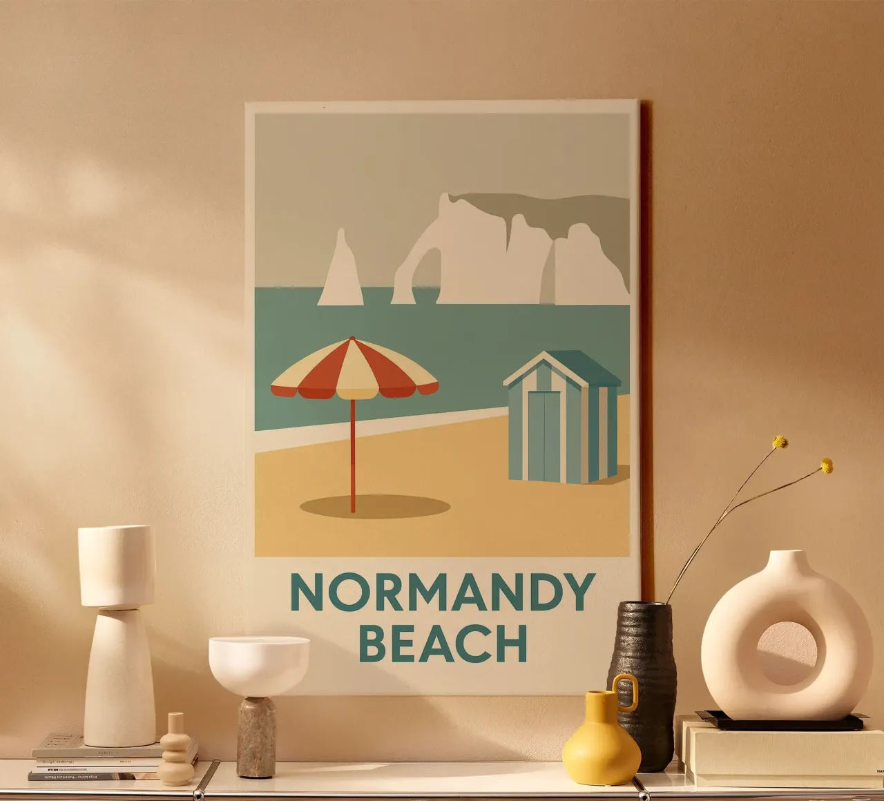 Fuga retrò sulla spiaggia della Normandia tela con Cornice a cassetta da JETLAG | affiches voyage