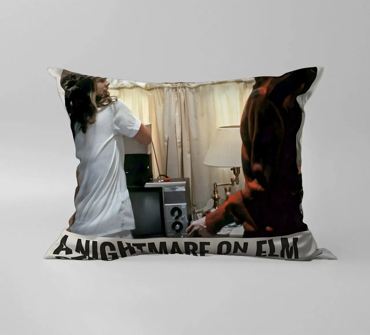 A NIGHTMARE ON ELM STREET 1984 cuscino da MVFminimalist