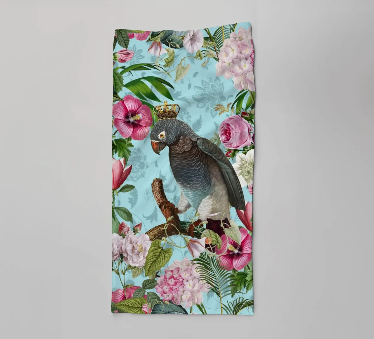 Il re dei pappagalli nel suo regno tropicale asciugamano da bagno da Andrea Haase Vintage World