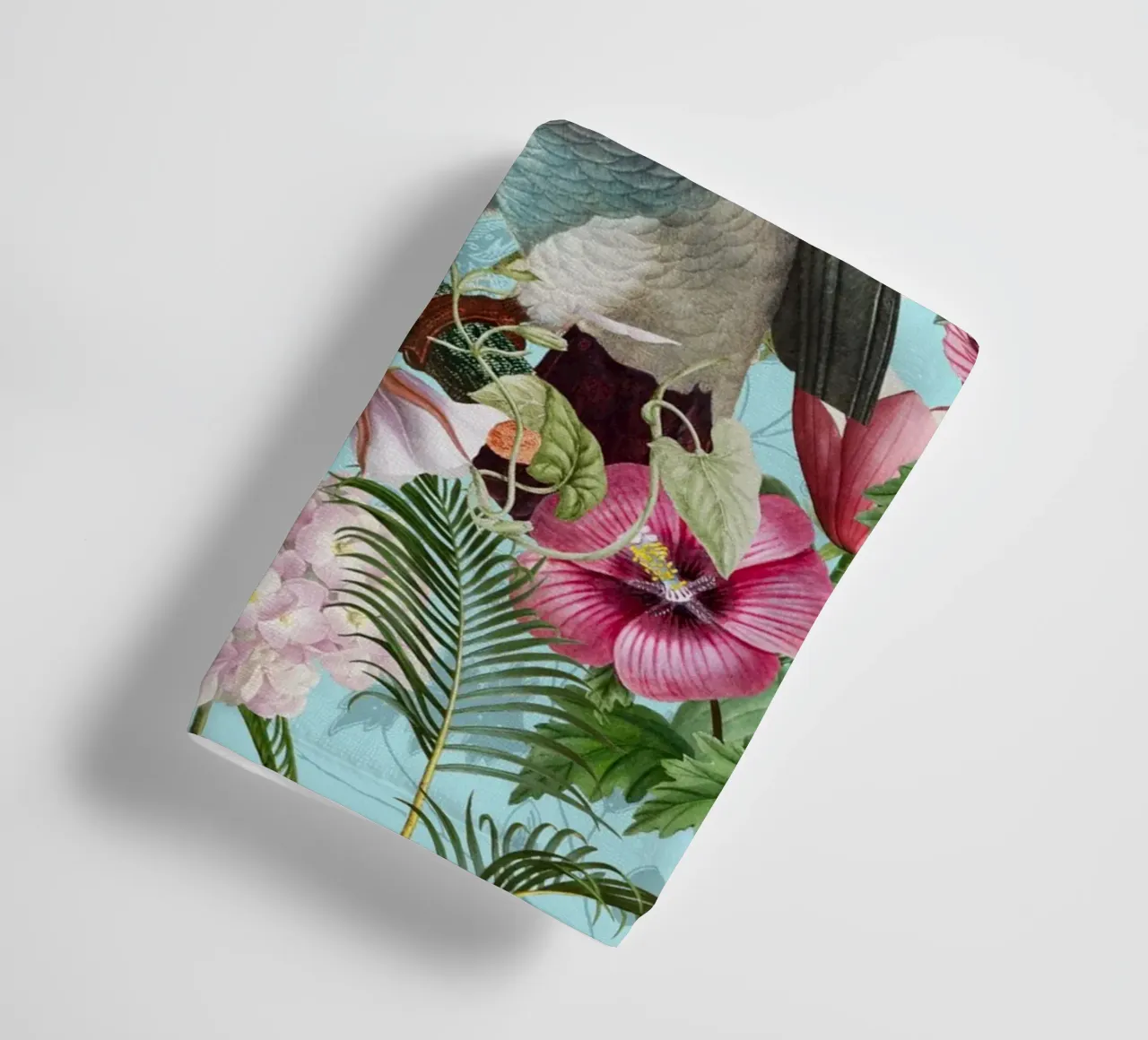 Il re dei pappagalli nel suo regno tropicale asciugamano da bagno da Andrea Haase Vintage World