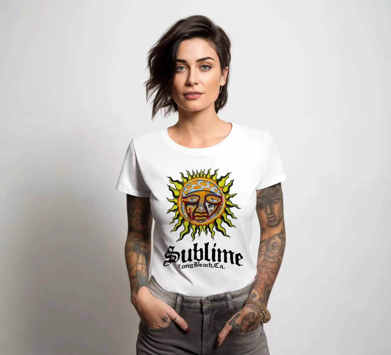 Sublime Long Beach, Ca t-shirt ajusté pour femmes de adaptionate