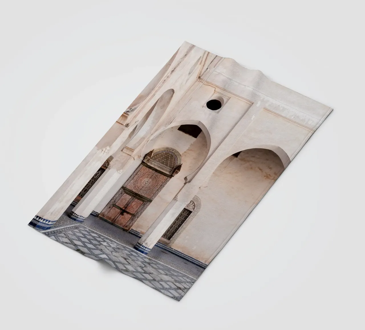 Ancient building in Fez coperta in pile da photolovers