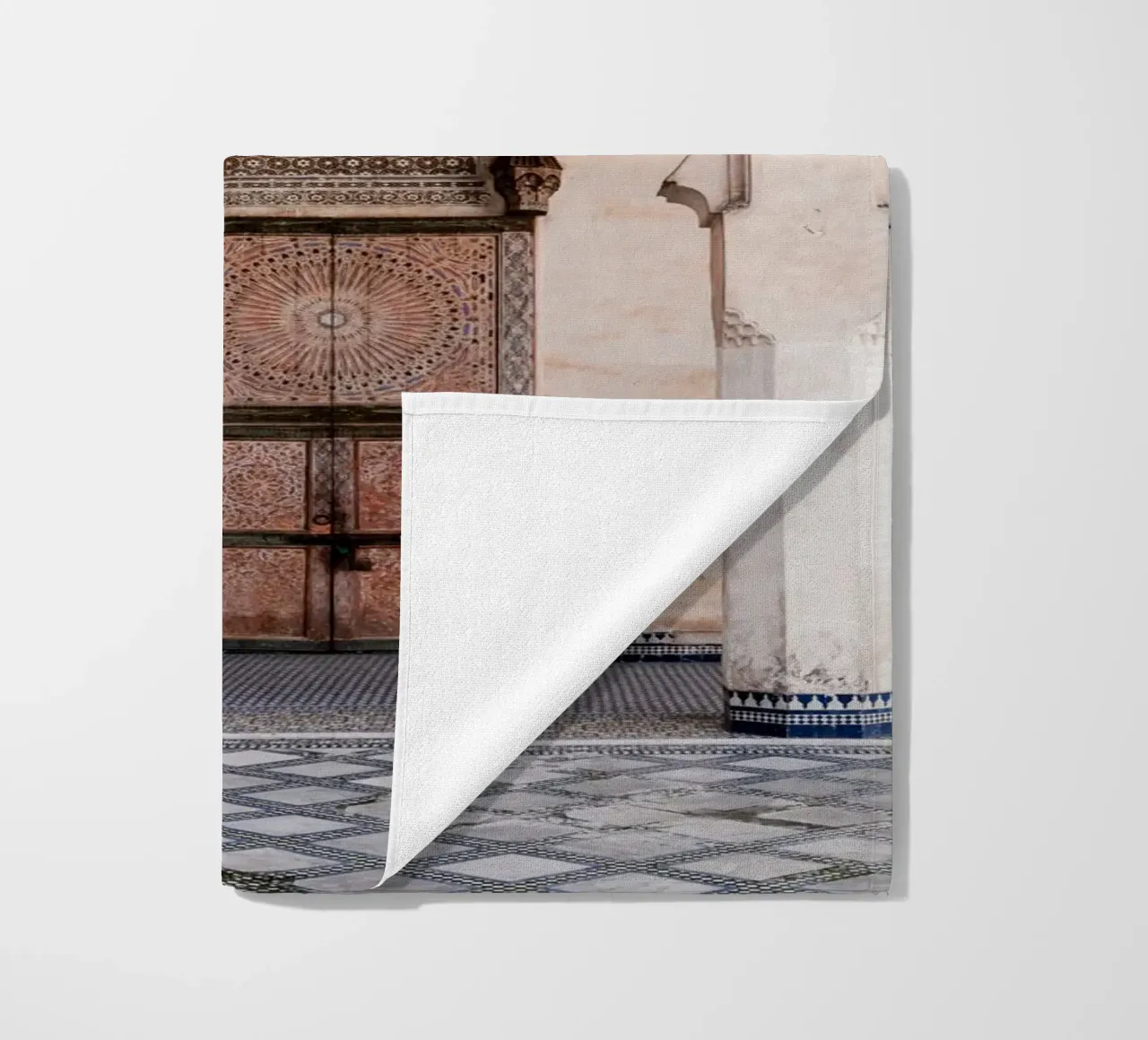 Ancient building in Fez telo mare da photolovers