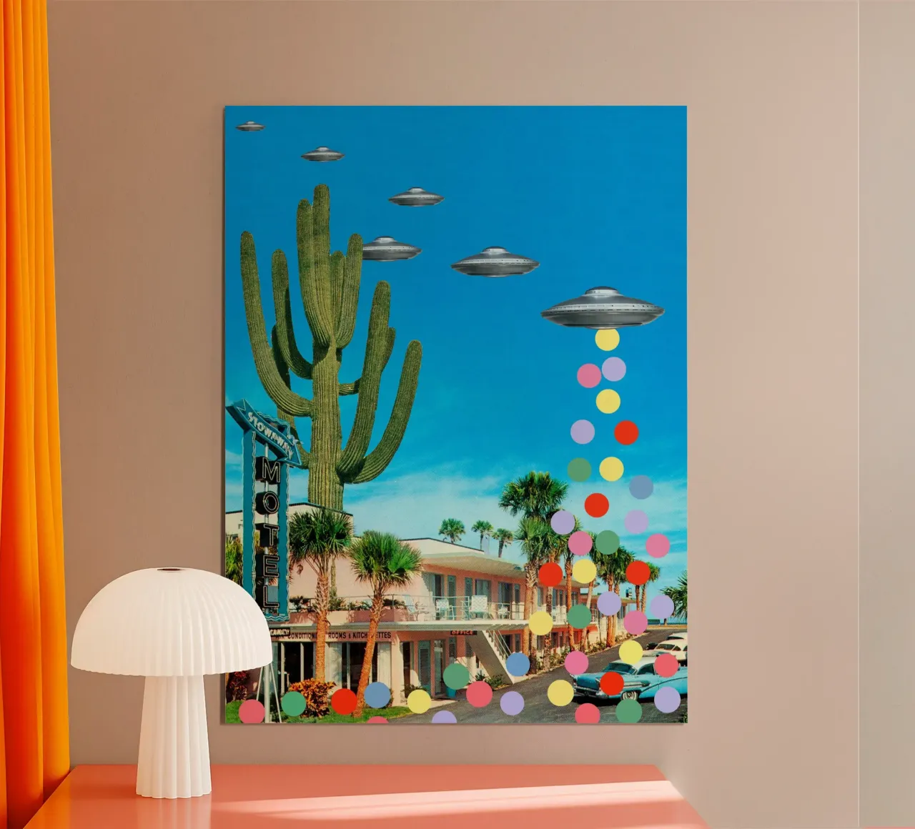 UFOs on Holiday (Alien confetti) poster con telaio in legno da MsGonzalez