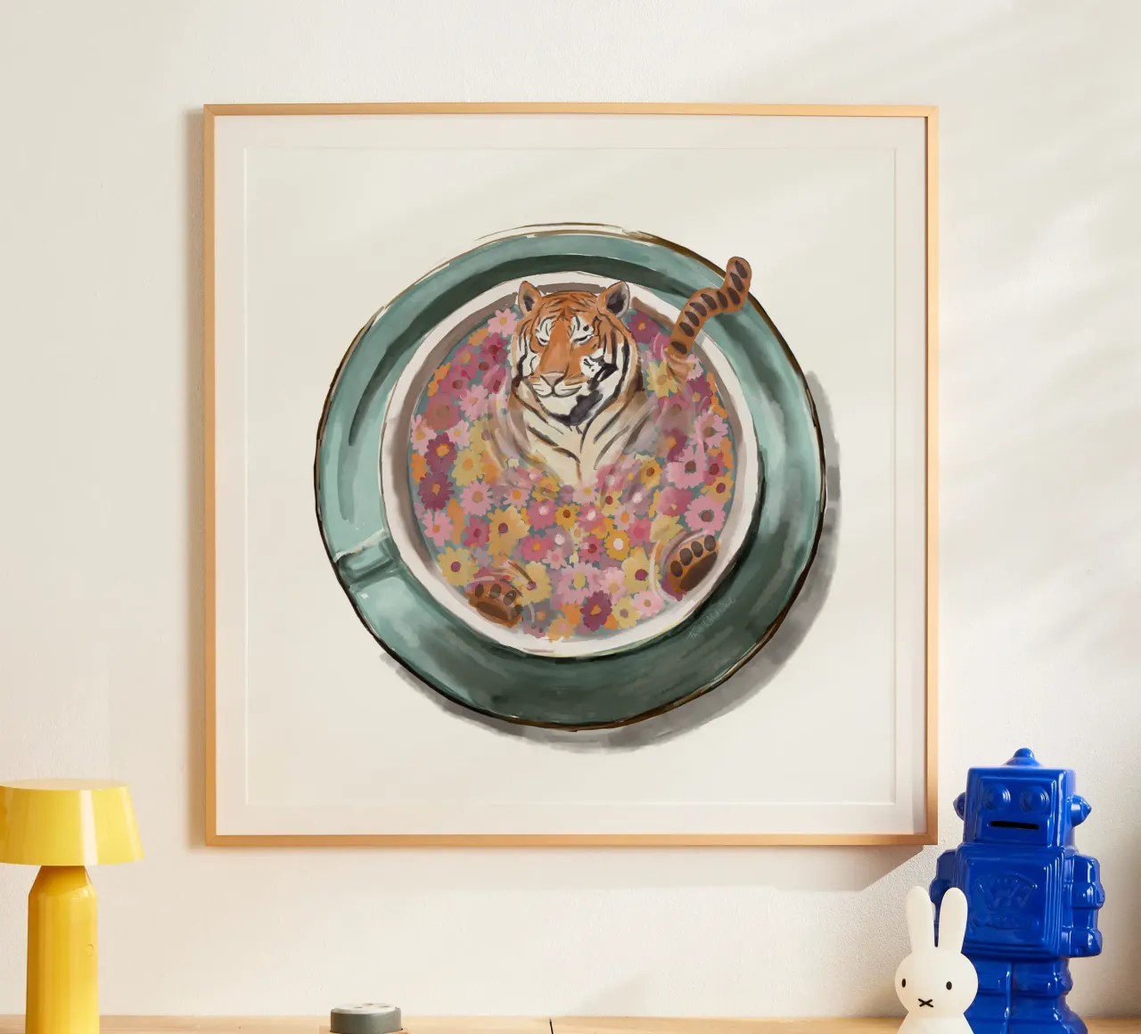 Bain de tigre / nage dans une tasse de thé Fleurs de bain boho magic poster avec cadre en plastique de This Wild Soul - Illustration