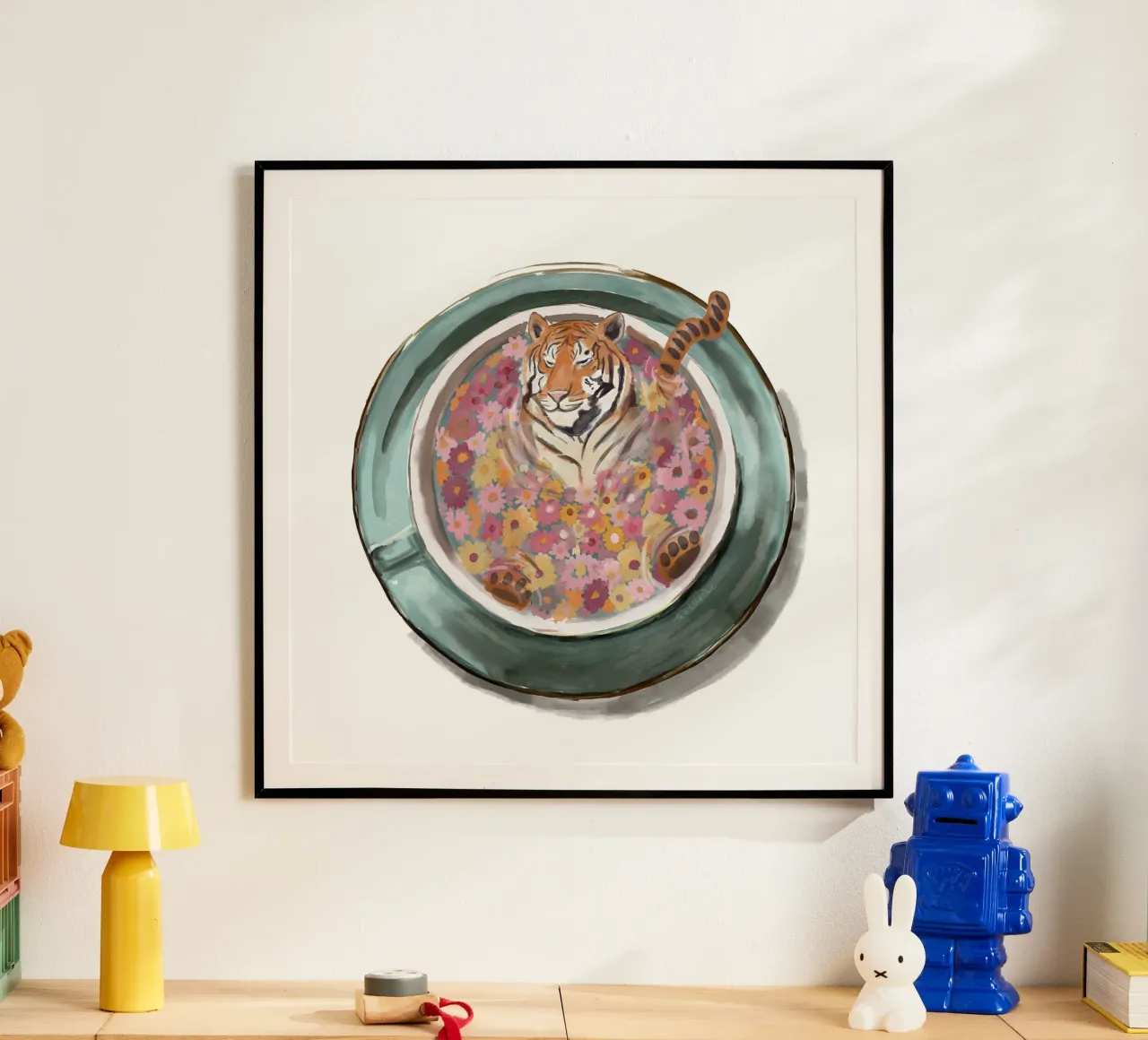 Bain de tigre / nage dans une tasse de thé Fleurs de bain boho magic poster avec cadre en plastique de This Wild Soul - Illustration