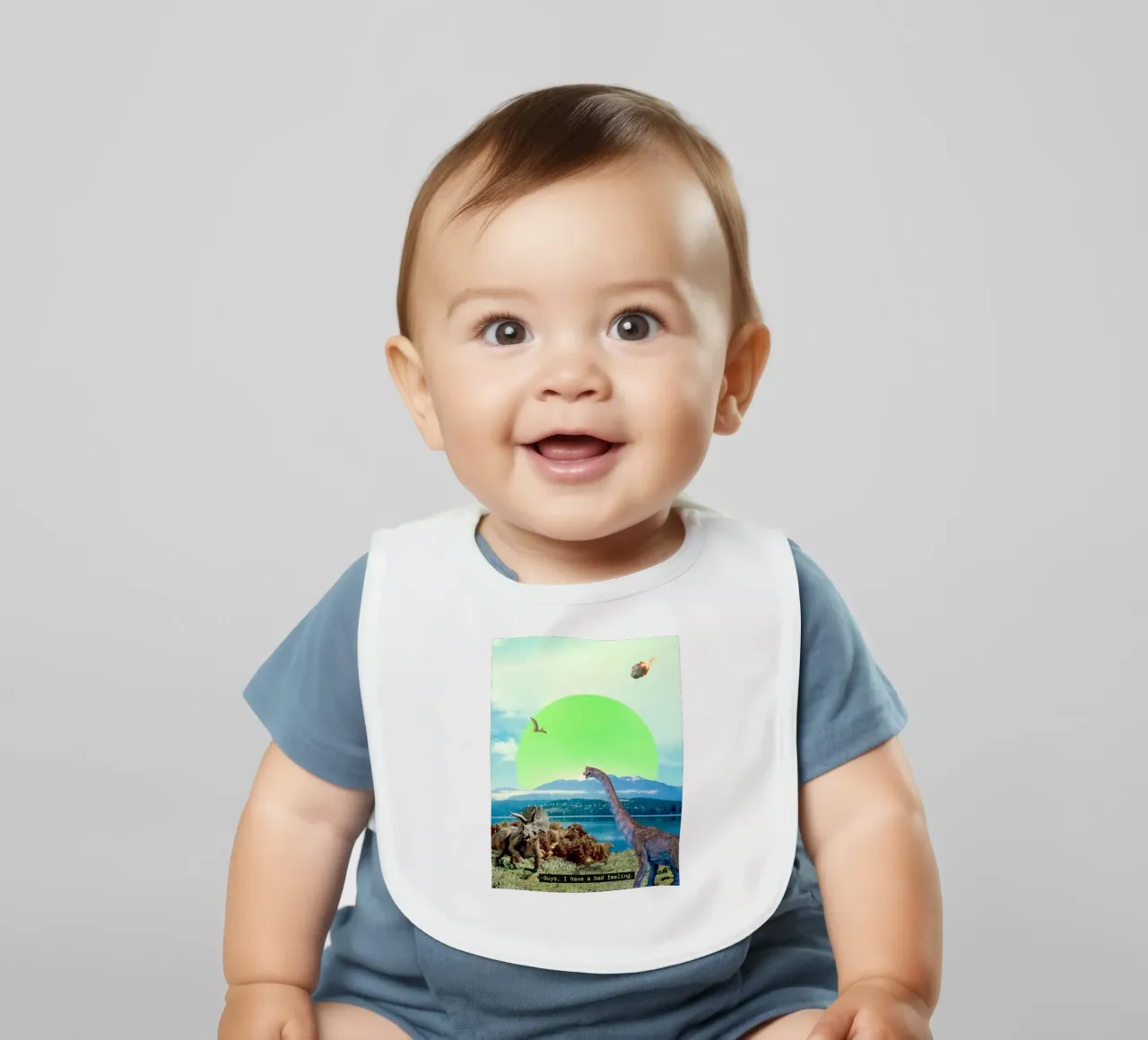 Guys, I have a bad feeling... (The Meteorite) bavaglino da MsGonzalez