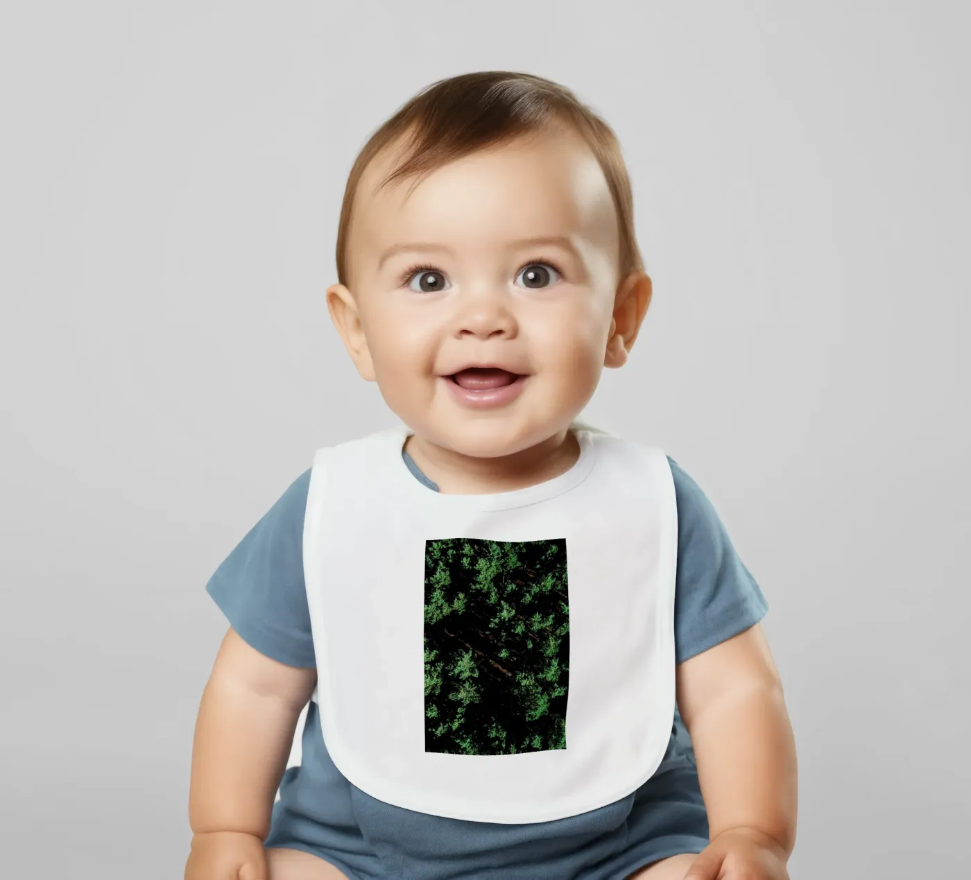 Pattern Forest baby slabbetje van Sebastian Hilgetag