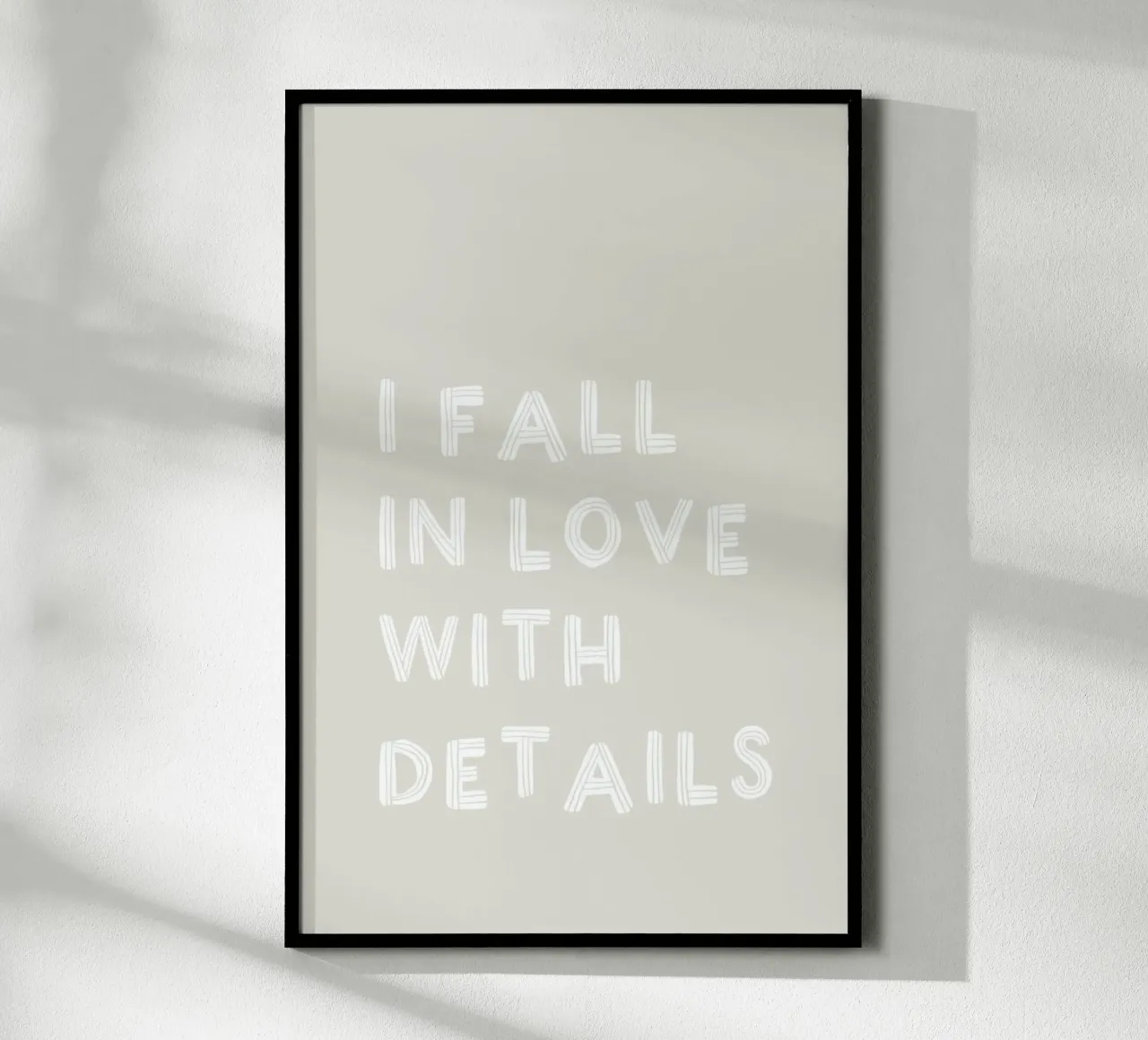 Details poster con telaio in plastica da KRUTH DESIGN