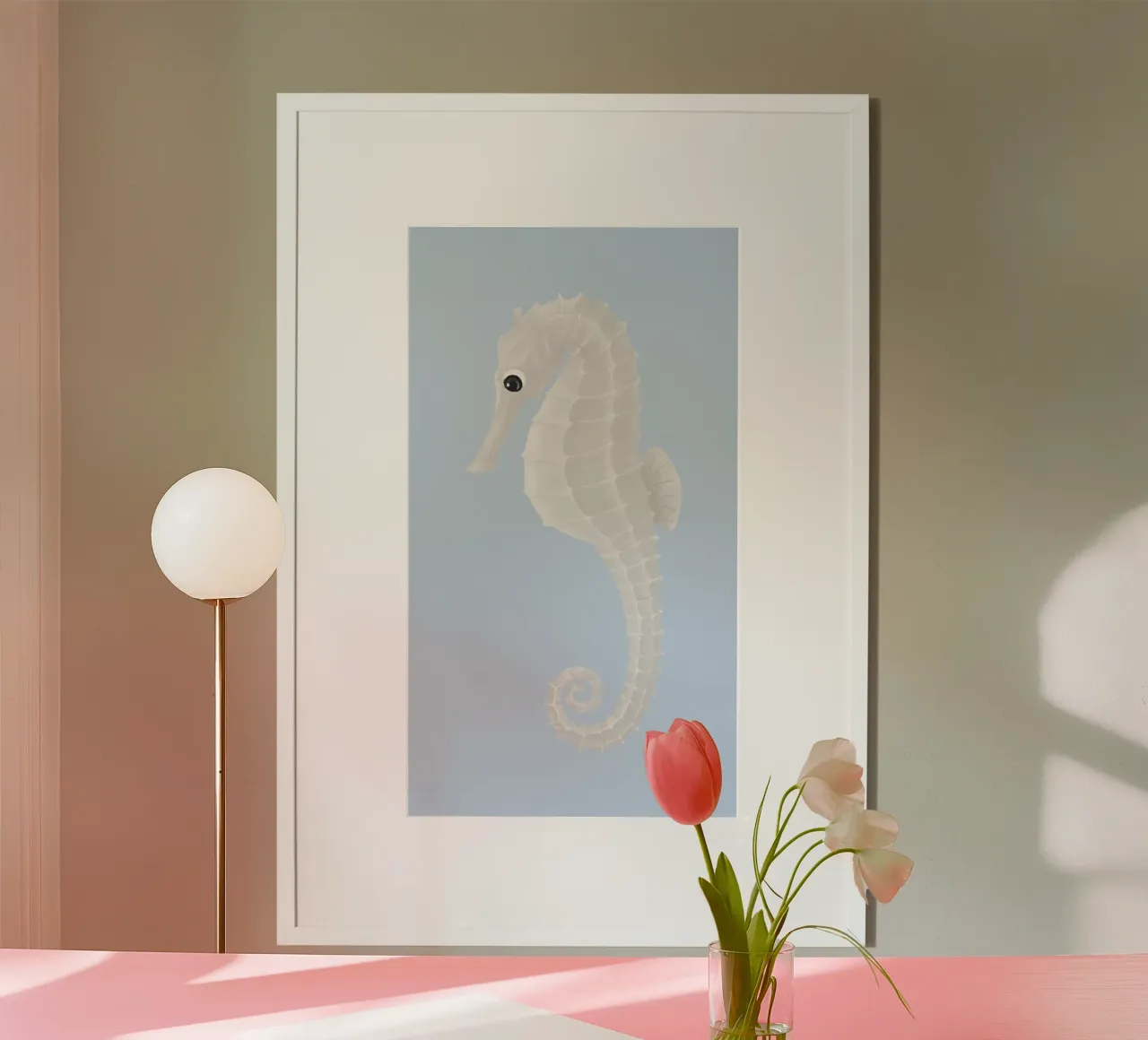 Hippocampe blanc mignon | Pastel Ocean Nursery Print poster avec cadre en aluminium de NorwesClub