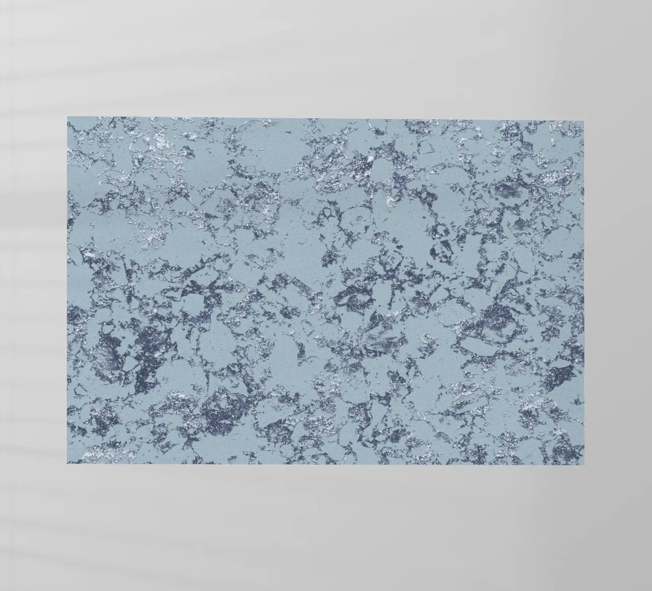 Stampa astratta d'arte moderna con texture blu e argento e lamina di glitter pellicola backlit da NorwesClub