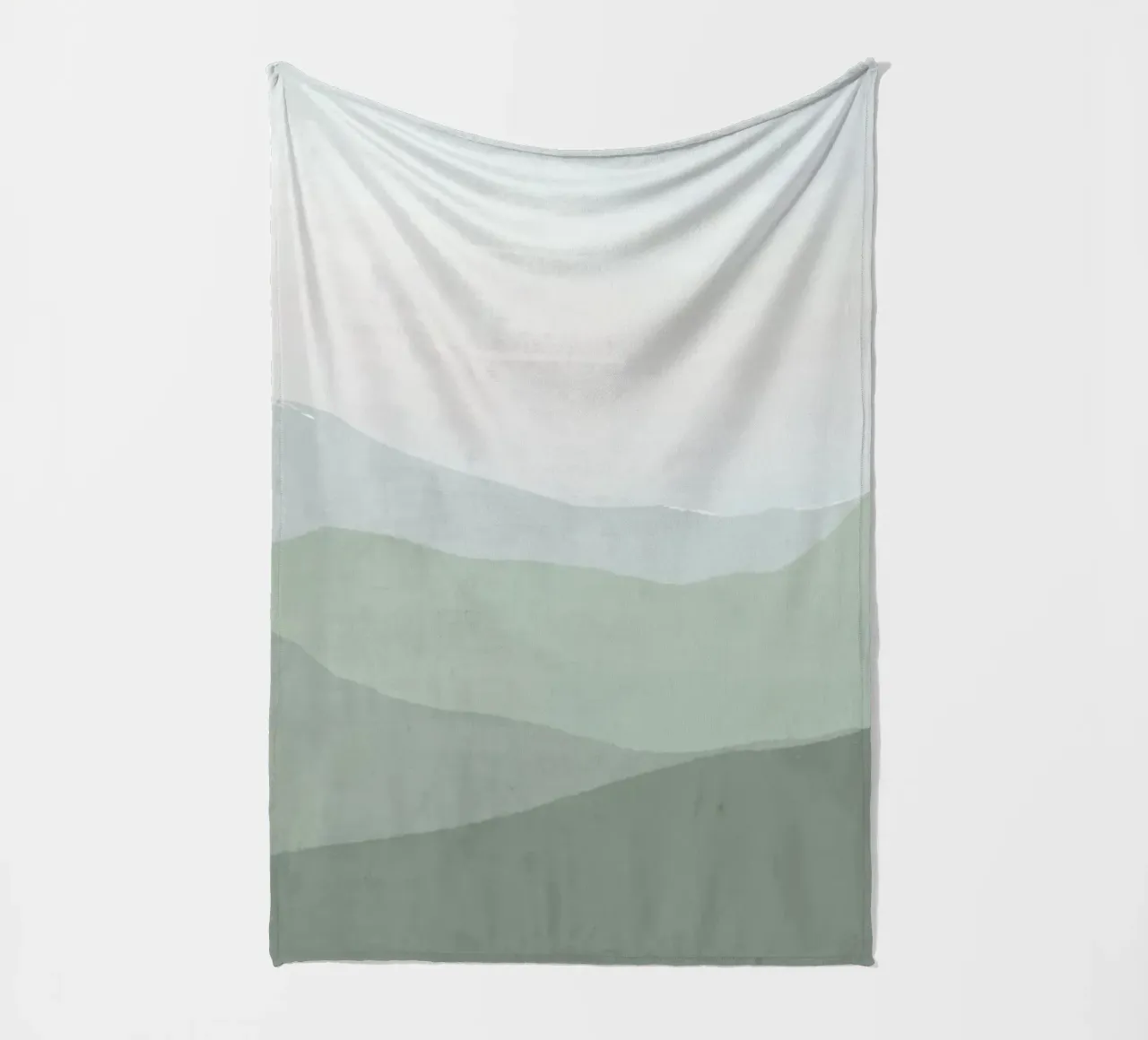 Misty Green Mountain Layers | Serene Abstract Landscape Prin Fleecedecke von NorwesClub