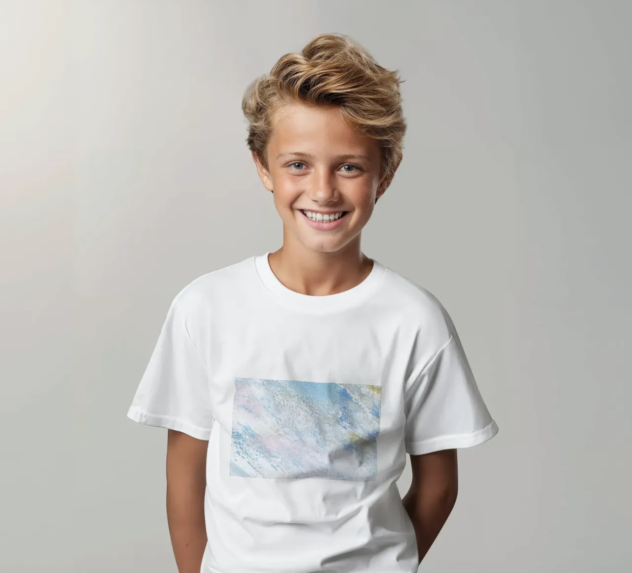 Vortici astratti in pastello e stampa impressionista moderna con texture t-shirt bambini da NorwesClub
