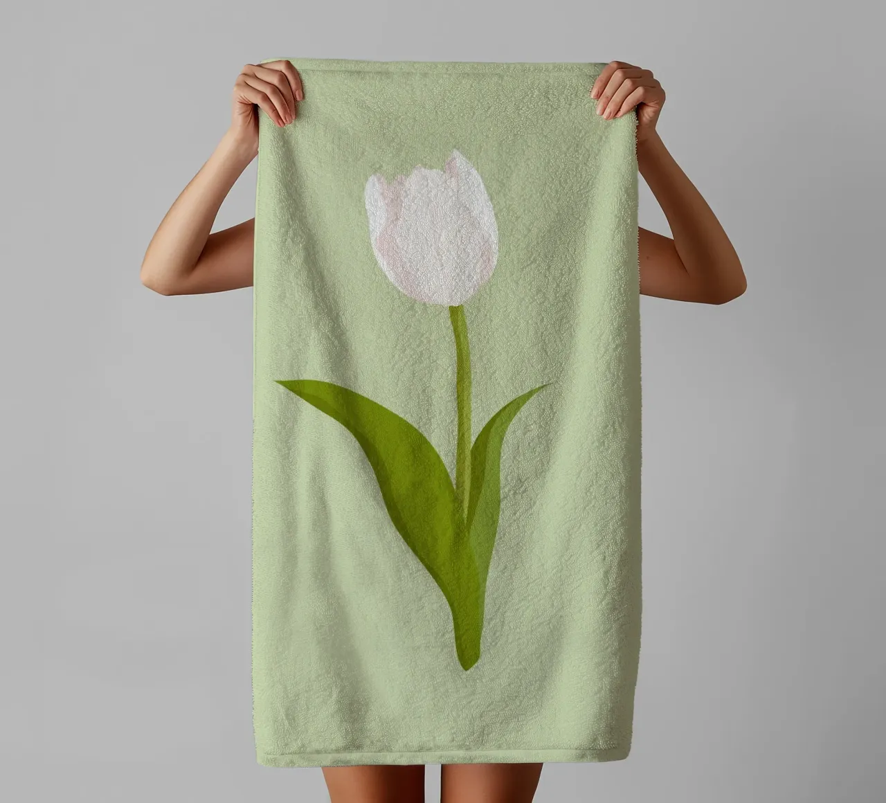 Weiße Tulpenblüte Pastell | Minimalistischer Botanischer Kunstdruck Handtuch von NorwesClub