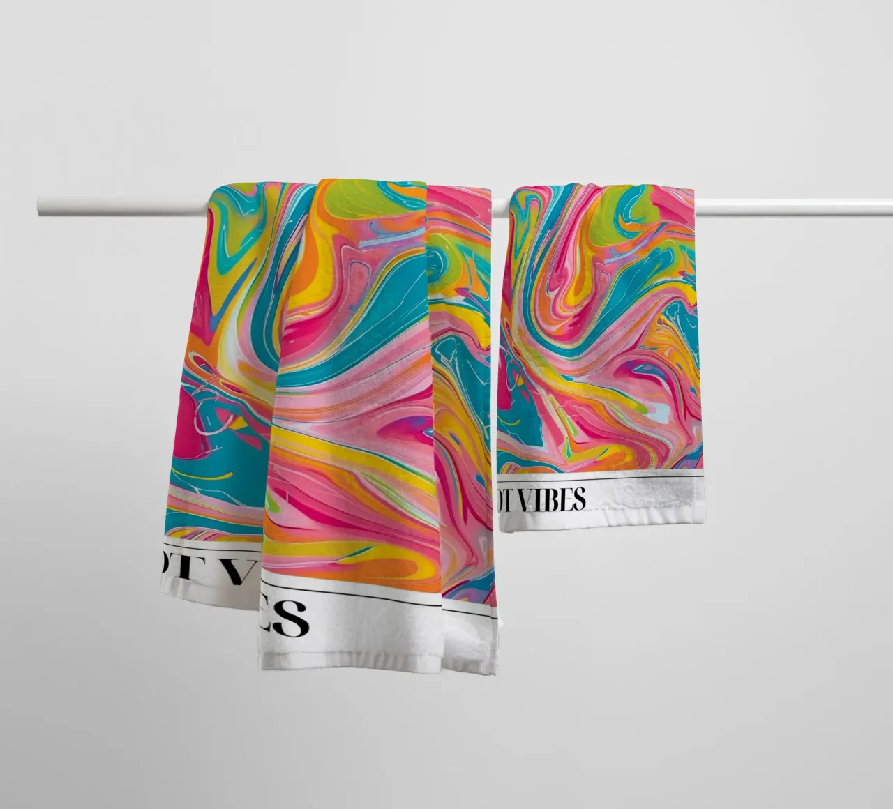 "Hot Vibes" Retro Swirl Abstract | Psychedelic Fluid Art Pri asciugamano da bagno da NorwesClub