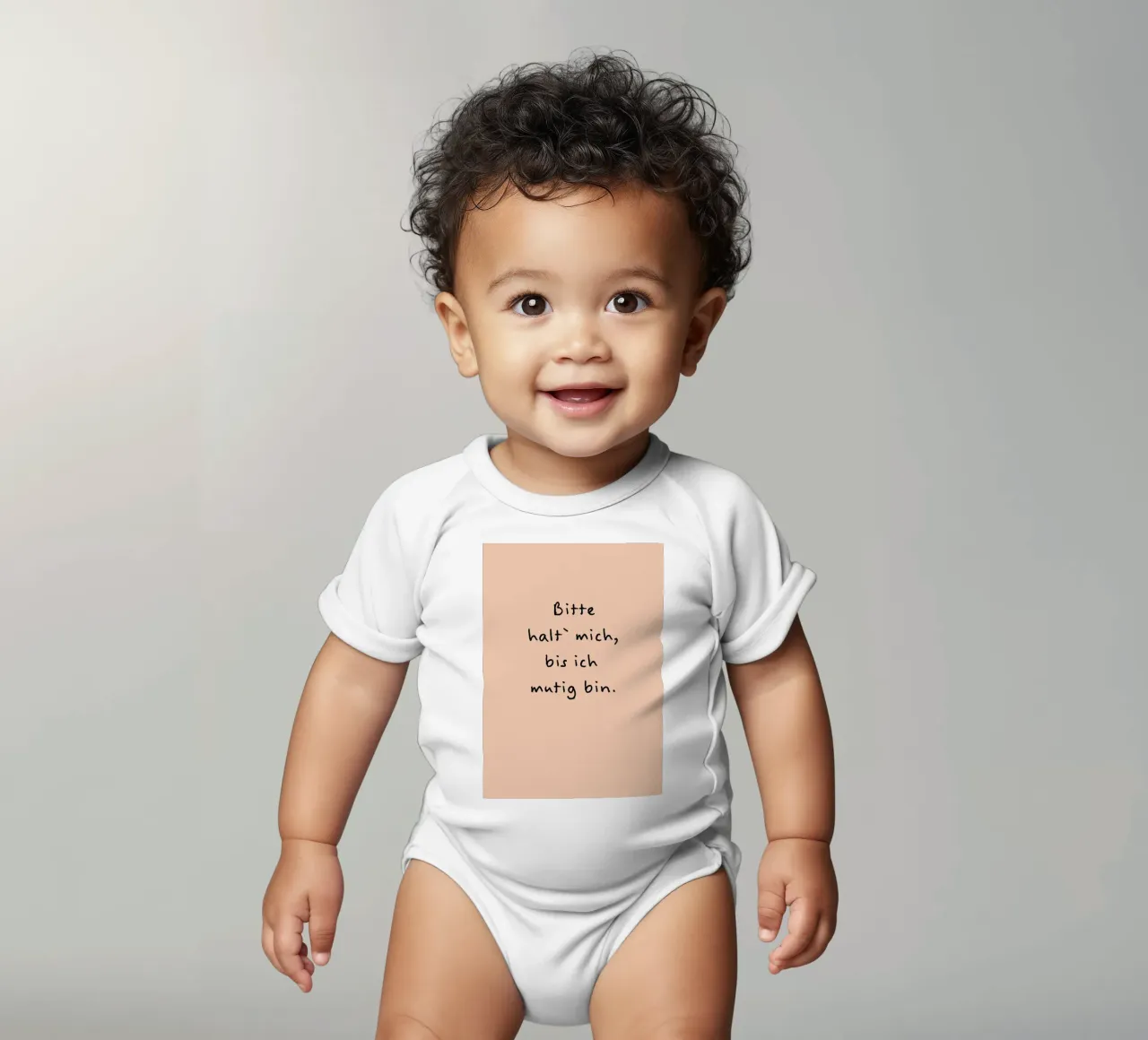 bitte halt mich, bis ich mutig bin. body neonato maniche corte da FRICKE DESIGN