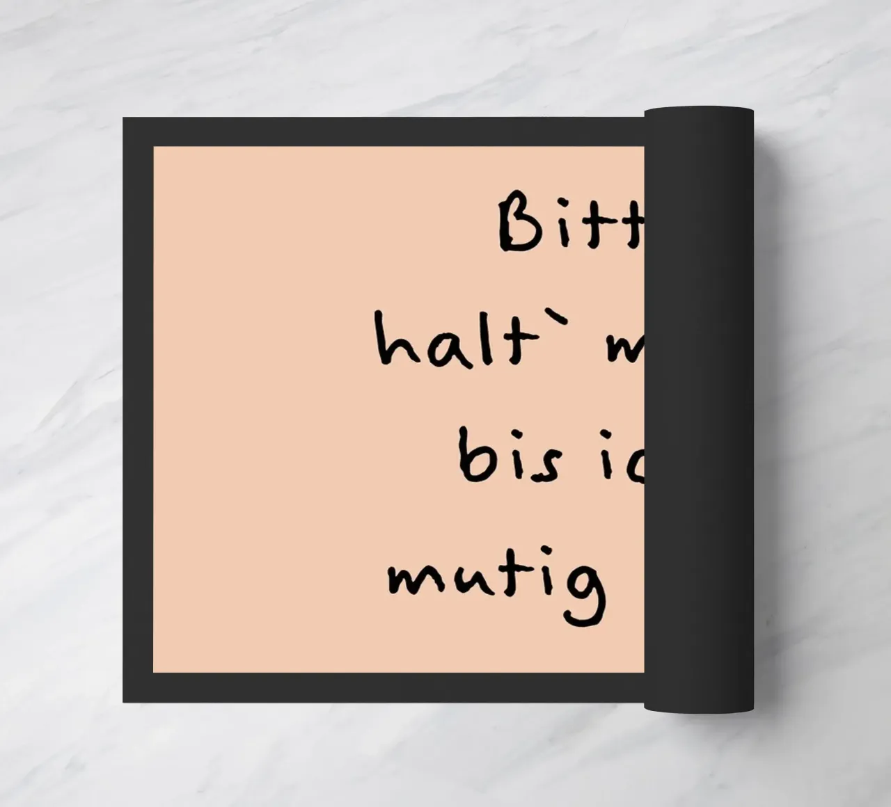 bitte halt mich, bis ich mutig bin. Fußmatte von FRICKE DESIGN