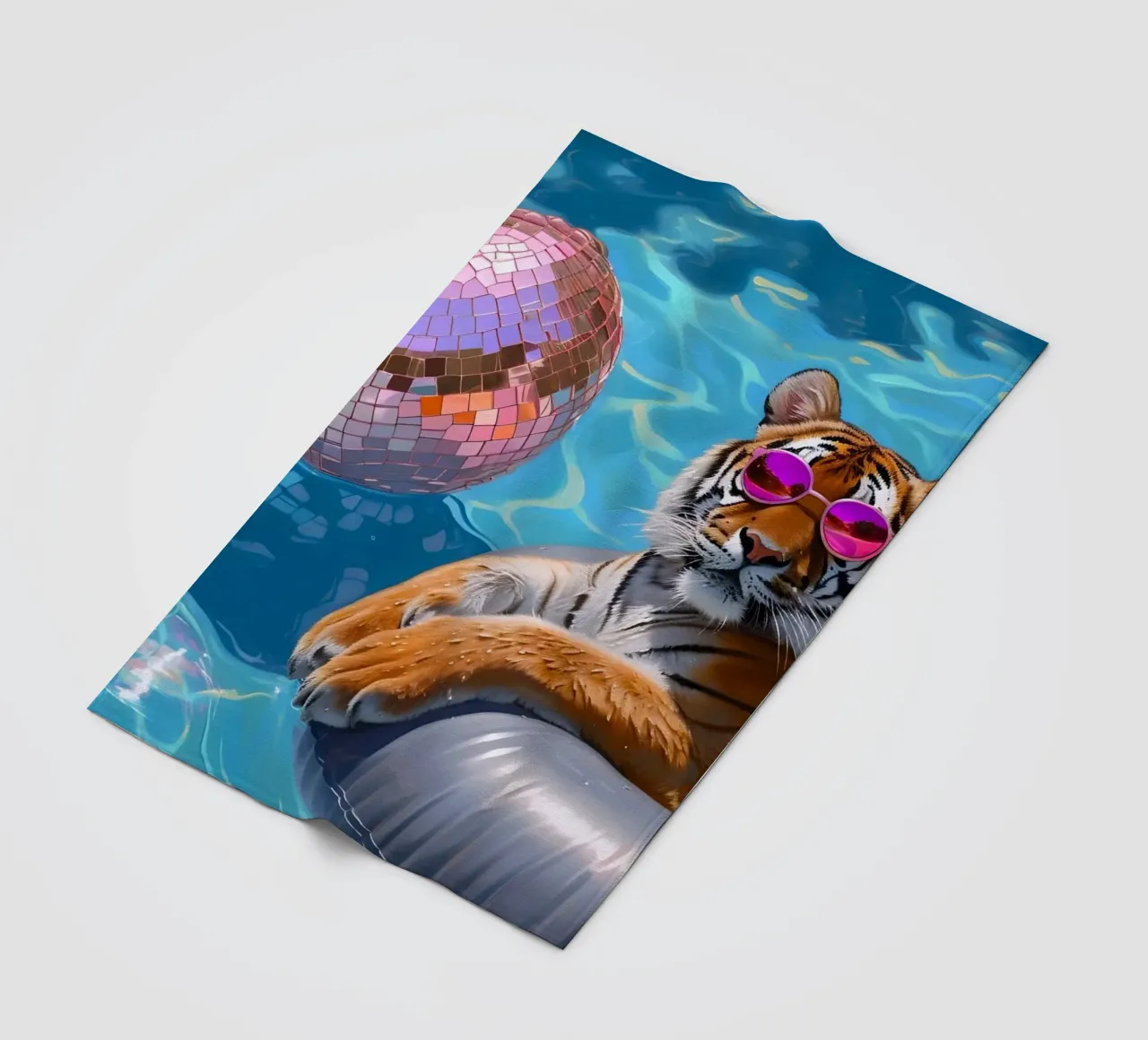 Tigre Disco Pool Party | Stampa Pop Art Summer Vibes coperta in pile da NorwesClub
