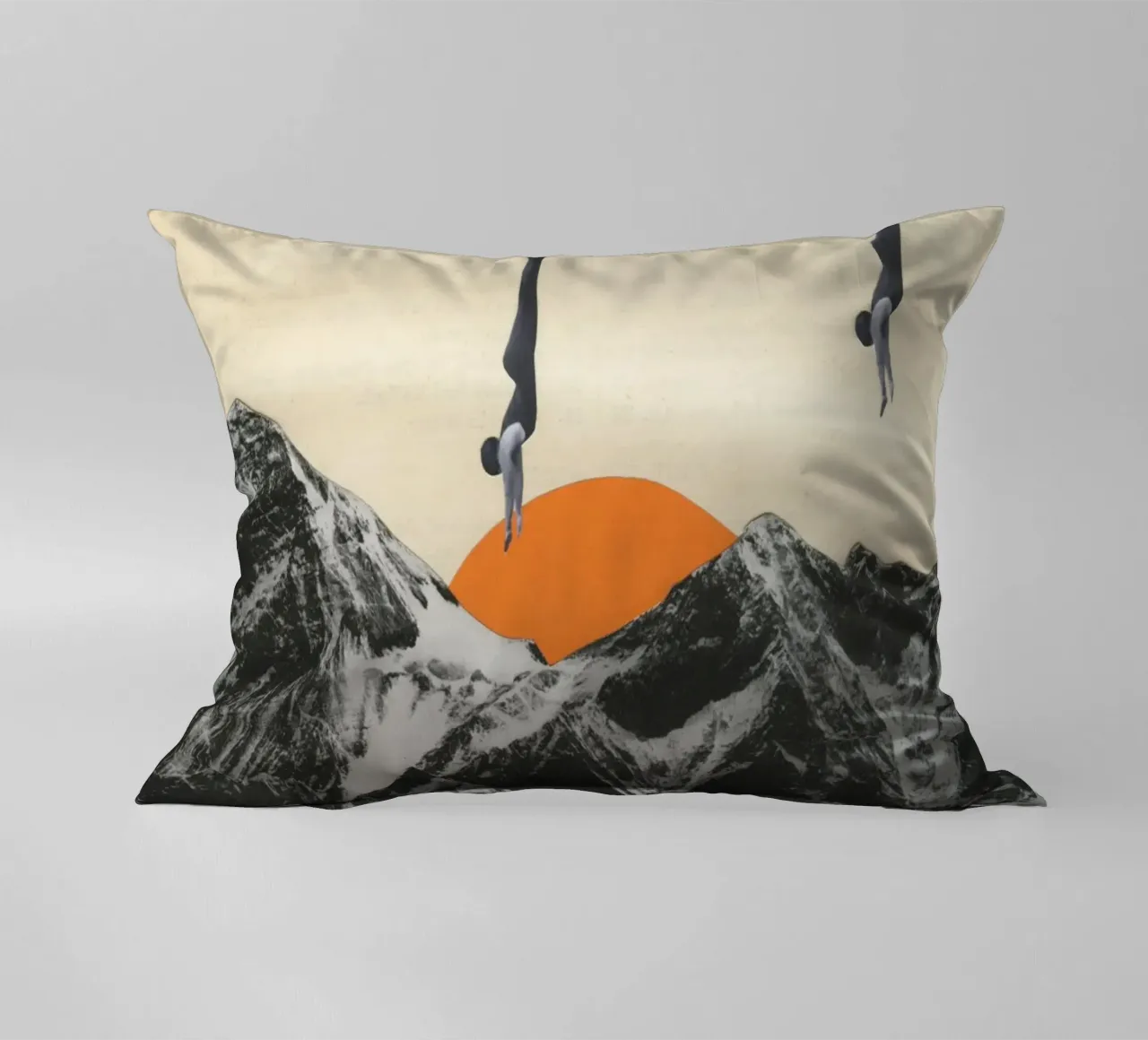 Vivere pericolosamente cuscino da Cassia Beck Collage