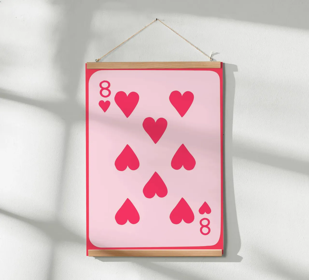 Otto di cuori Pop Art | Stampa di carte da gioco rosa poster con telaio in plastica da NorwesClub