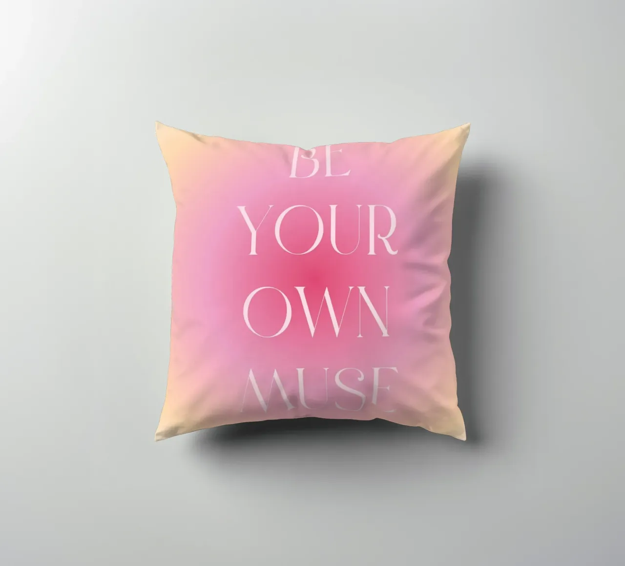 "Be Your Own Muse" Aura Gradient | Rosa Arancione Estetica Pri cuscino da NorwesClub