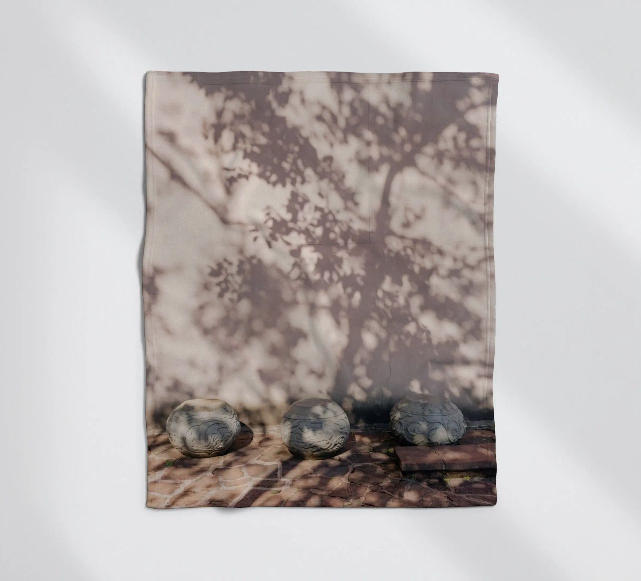 Shadow of a tree in China coperta in pile da photolovers