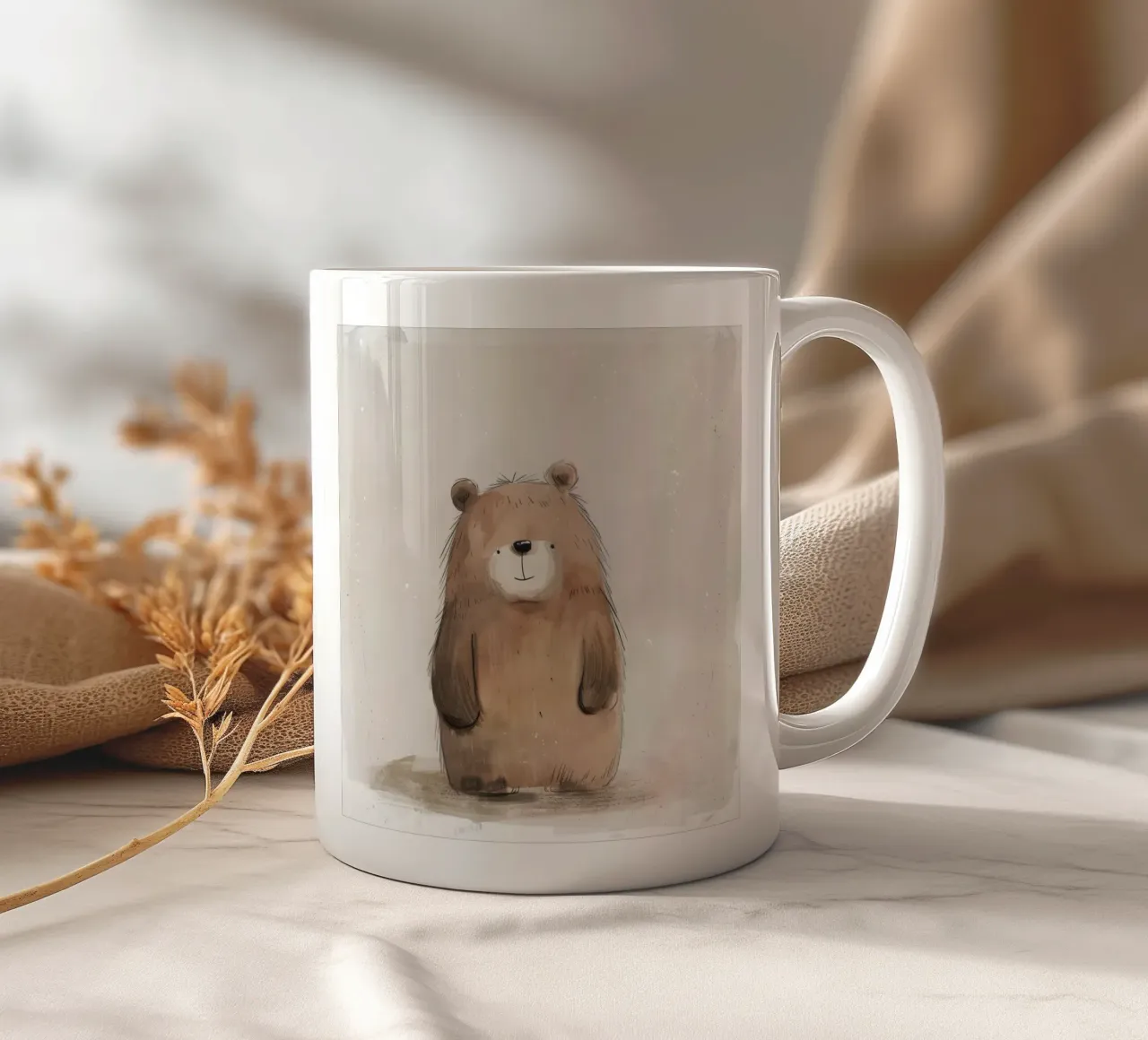 Orso bruno giocoso in un acquerello stravagante tazza in ceramica da DesignDoodle