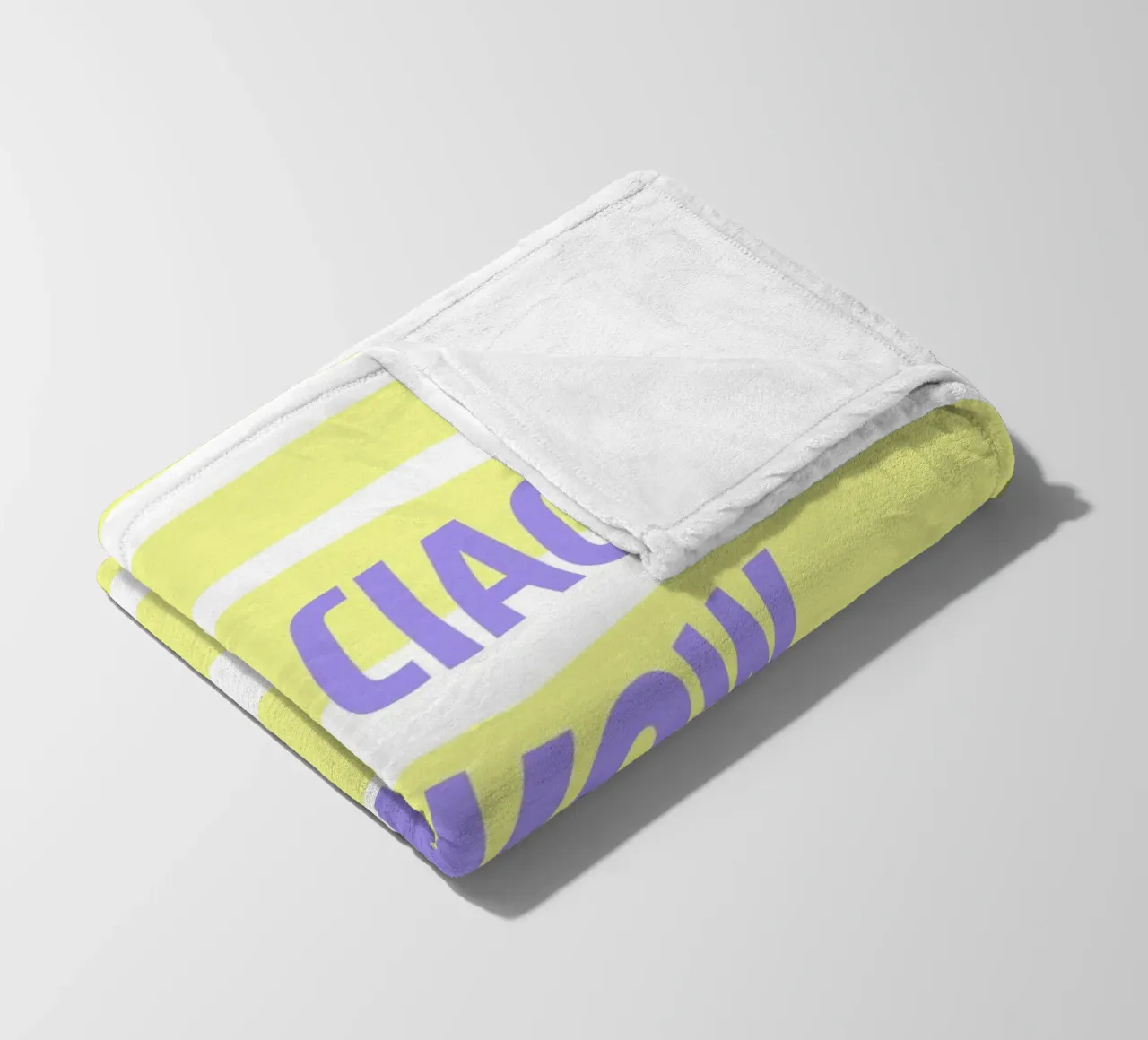 ok.ciao.ok.wow. coperta in pile da FRICKE DESIGN